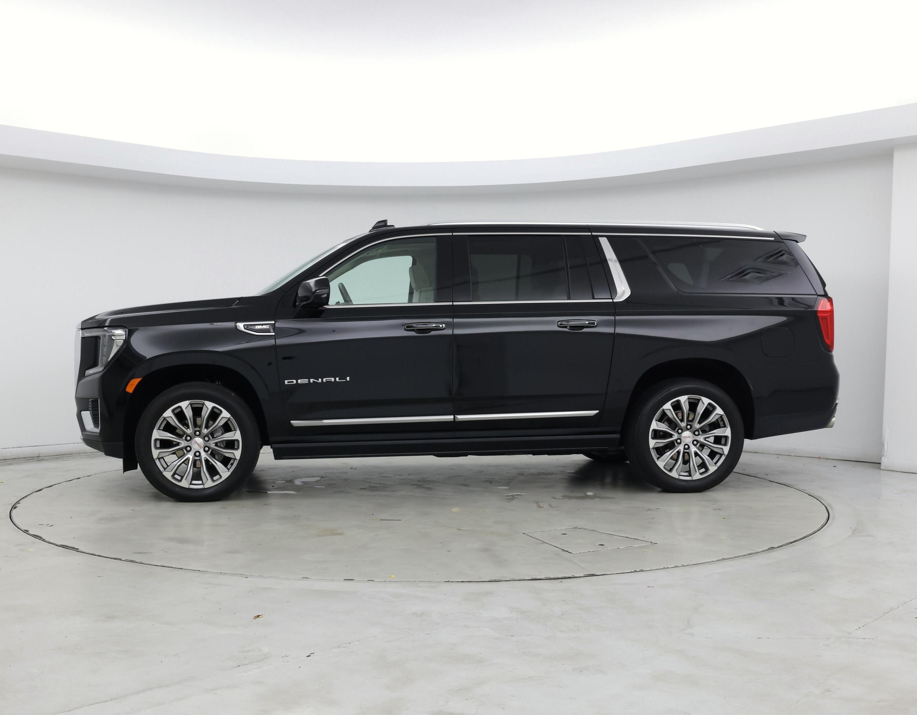Thumbnail: 2021 GMC Yukon XL - 3