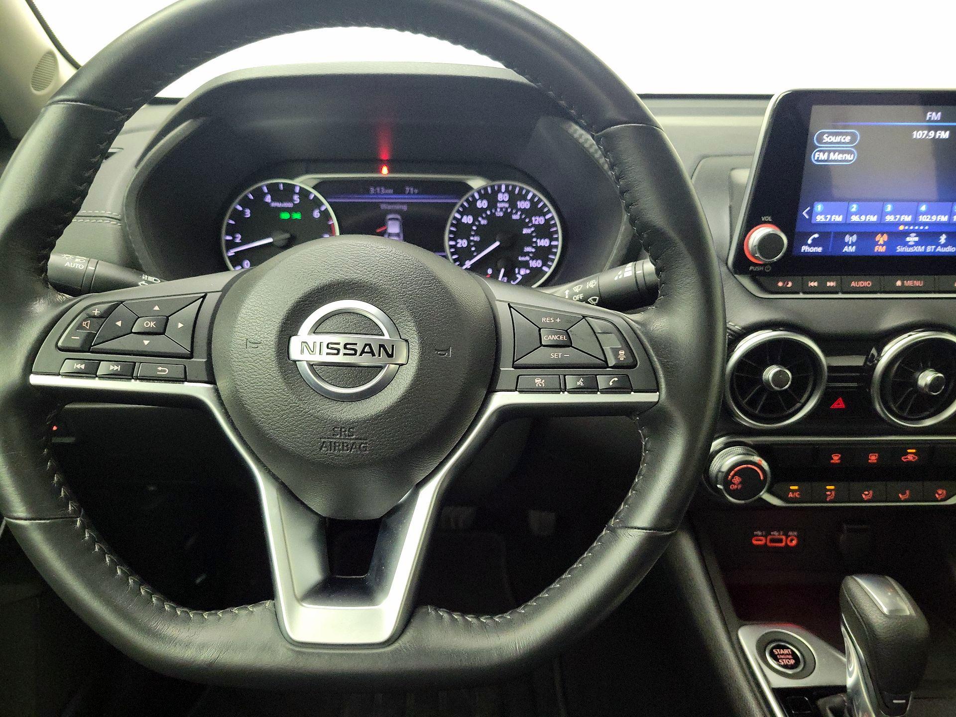 Thumbnail: 2022 Nissan Sentra - 10