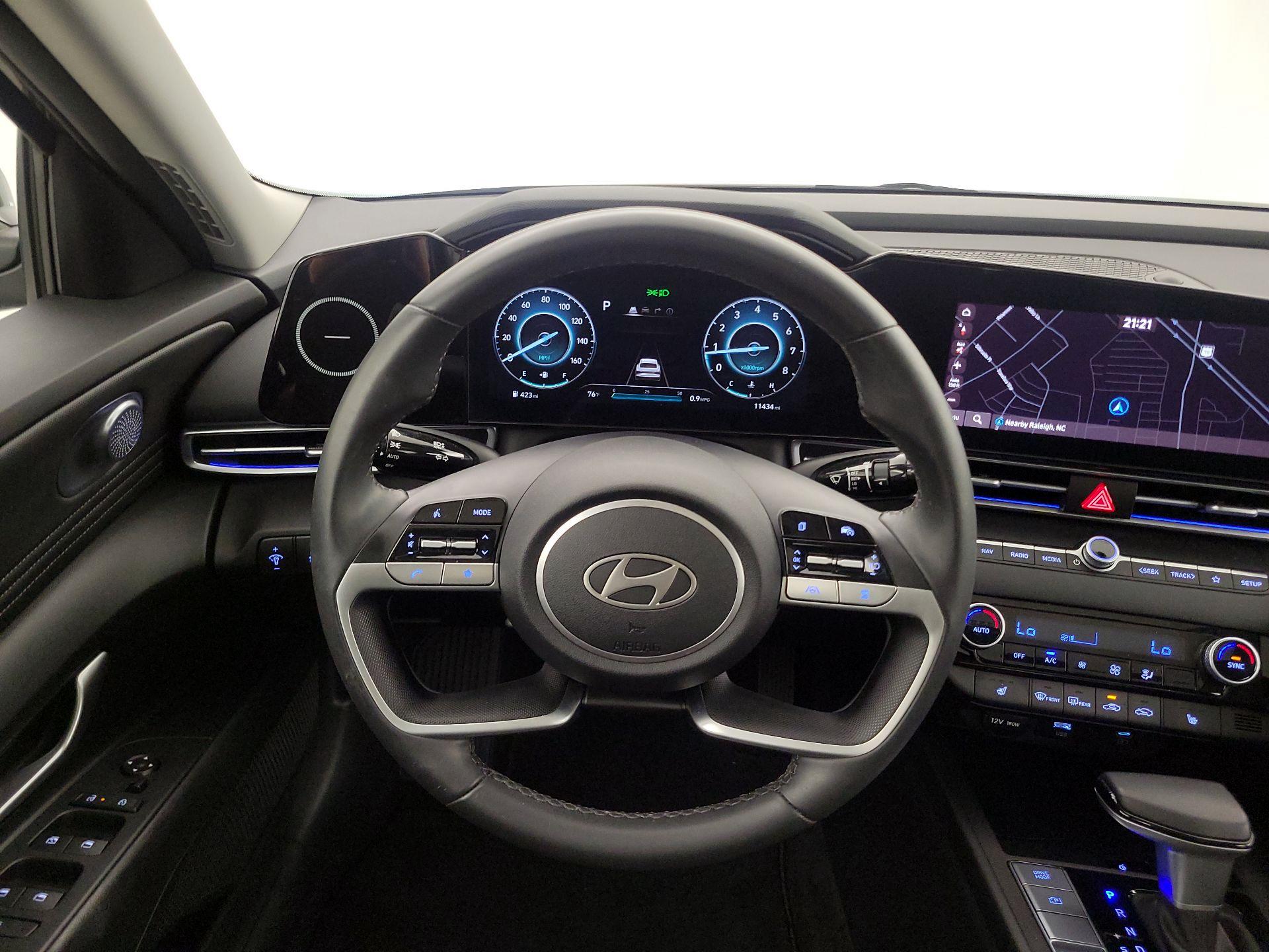 Thumbnail: 2024 Hyundai Elantra - 10