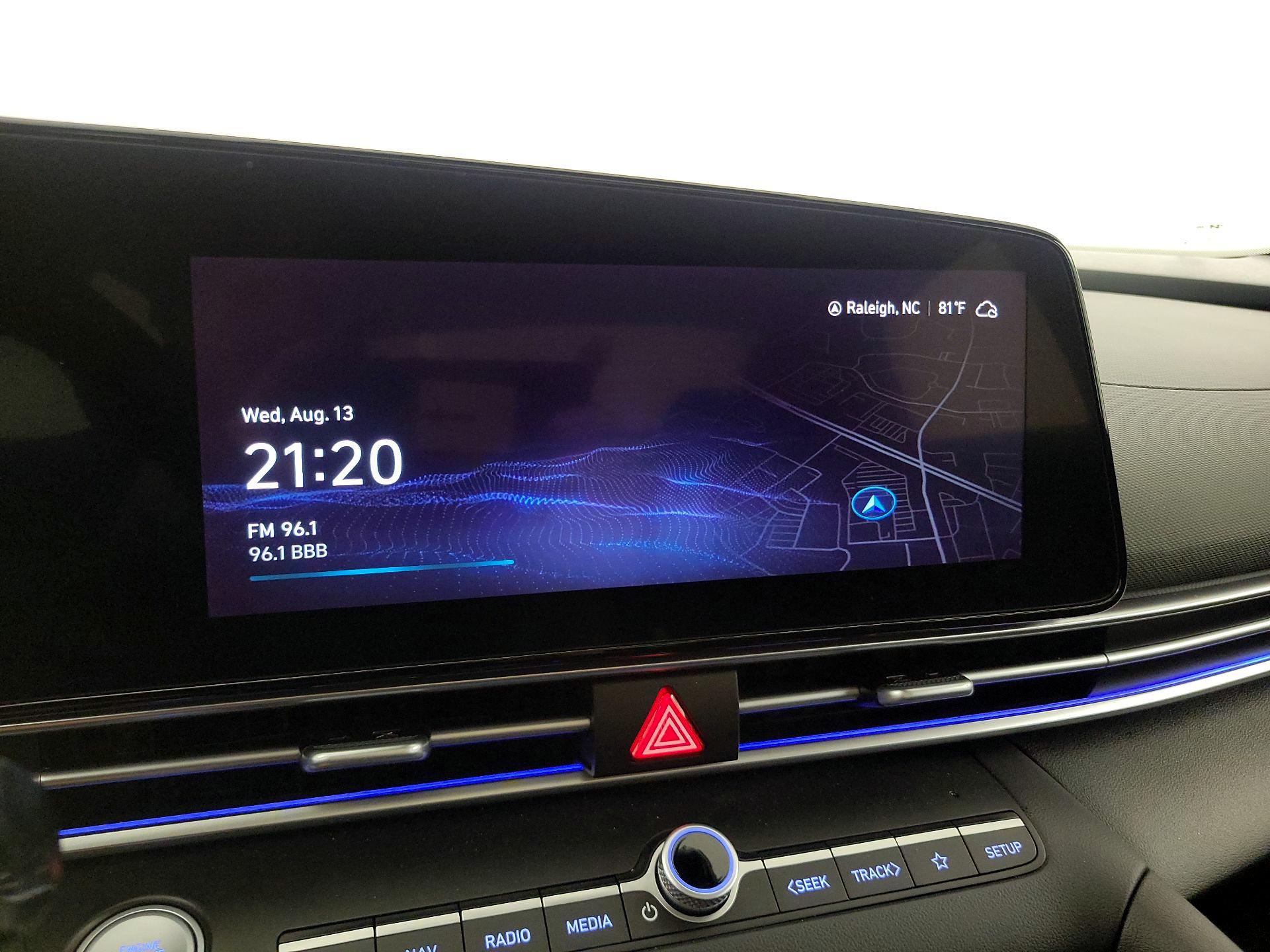 Thumbnail: 2024 Hyundai Elantra - 16