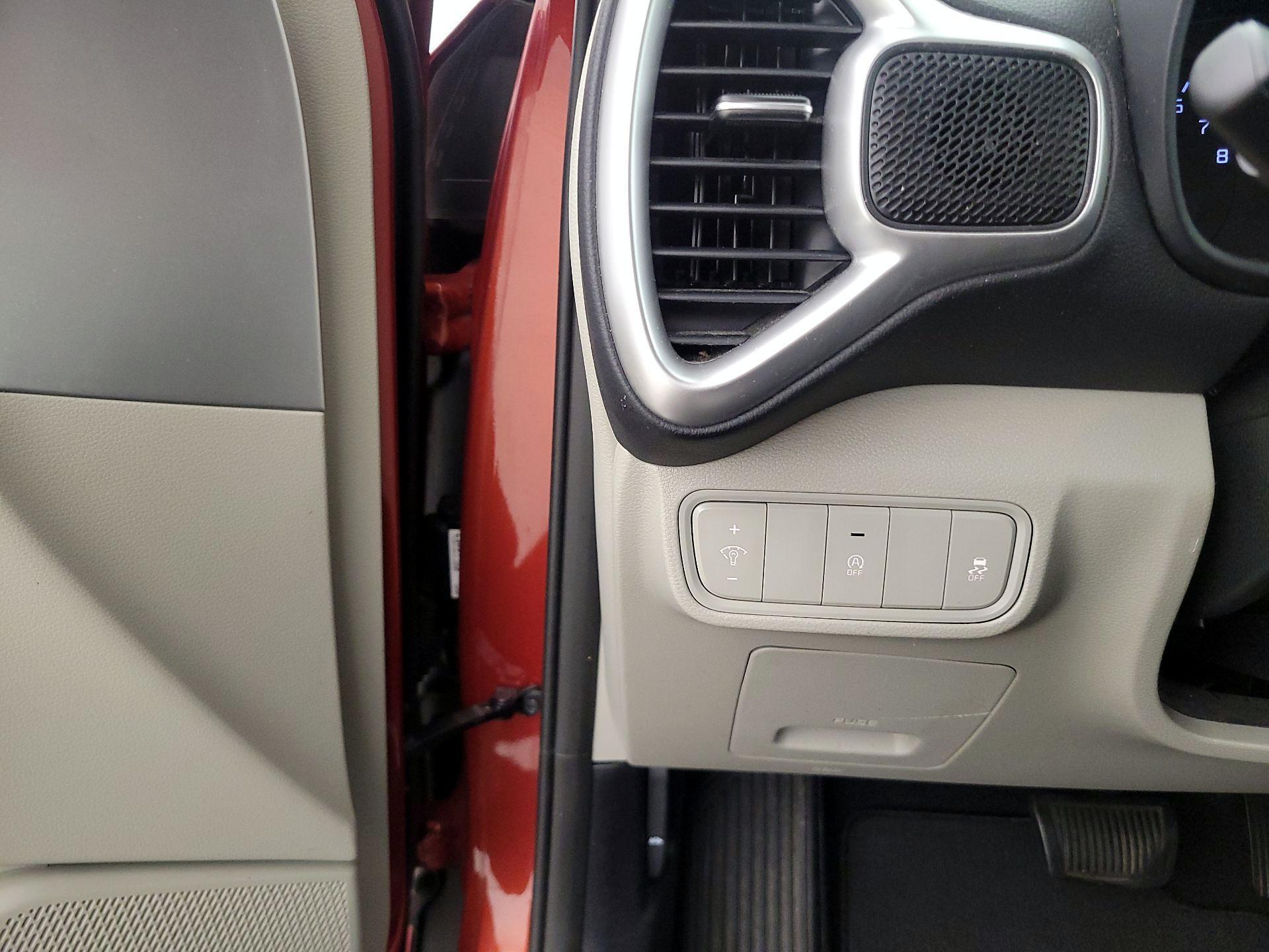 Thumbnail: 2022 Kia Soul - 13