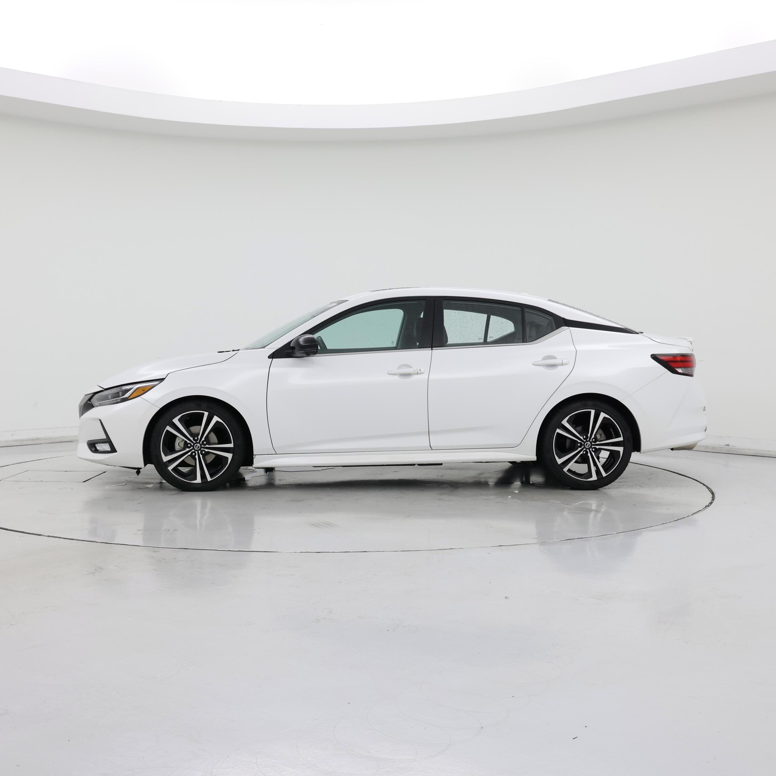 Thumbnail: 2022 Nissan Sentra - 3