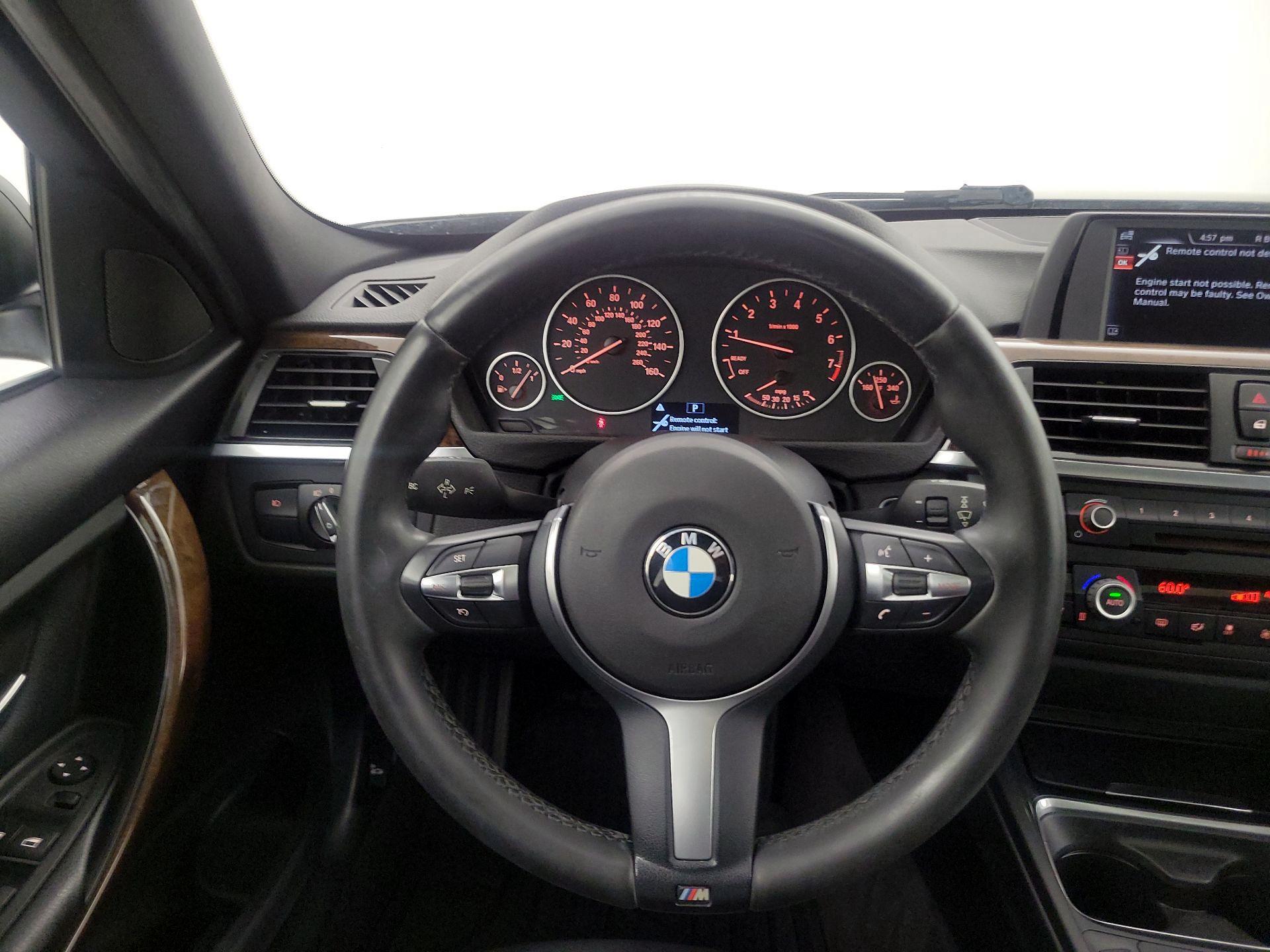 Thumbnail: 2015 BMW 3 Series - 10