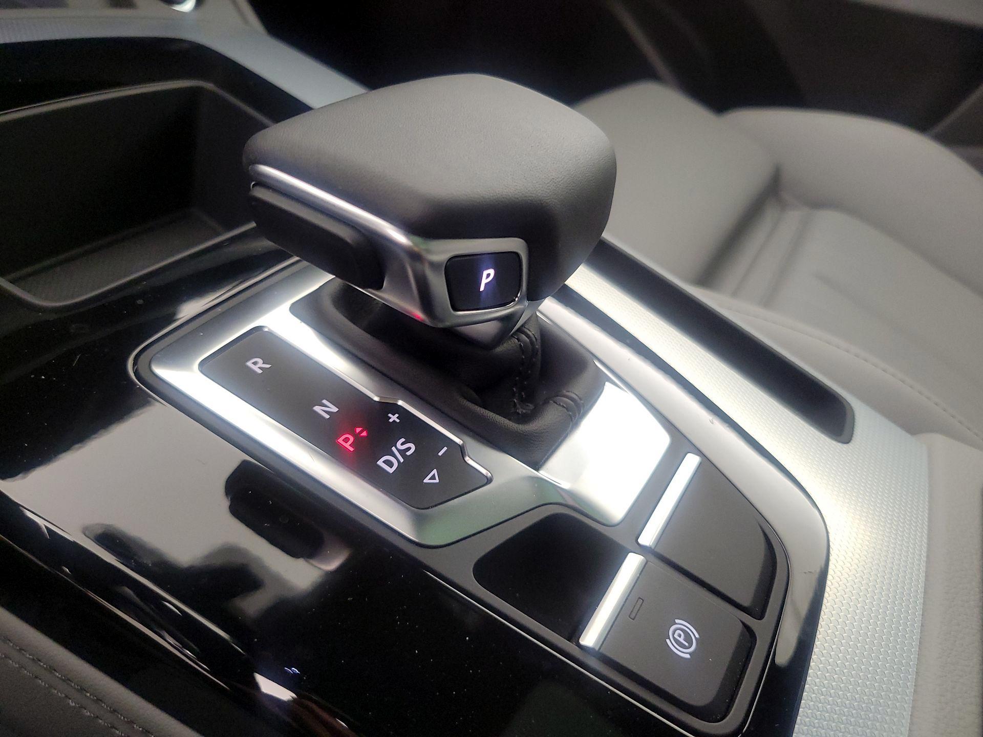 Thumbnail: 2024 Audi Q5 - 18
