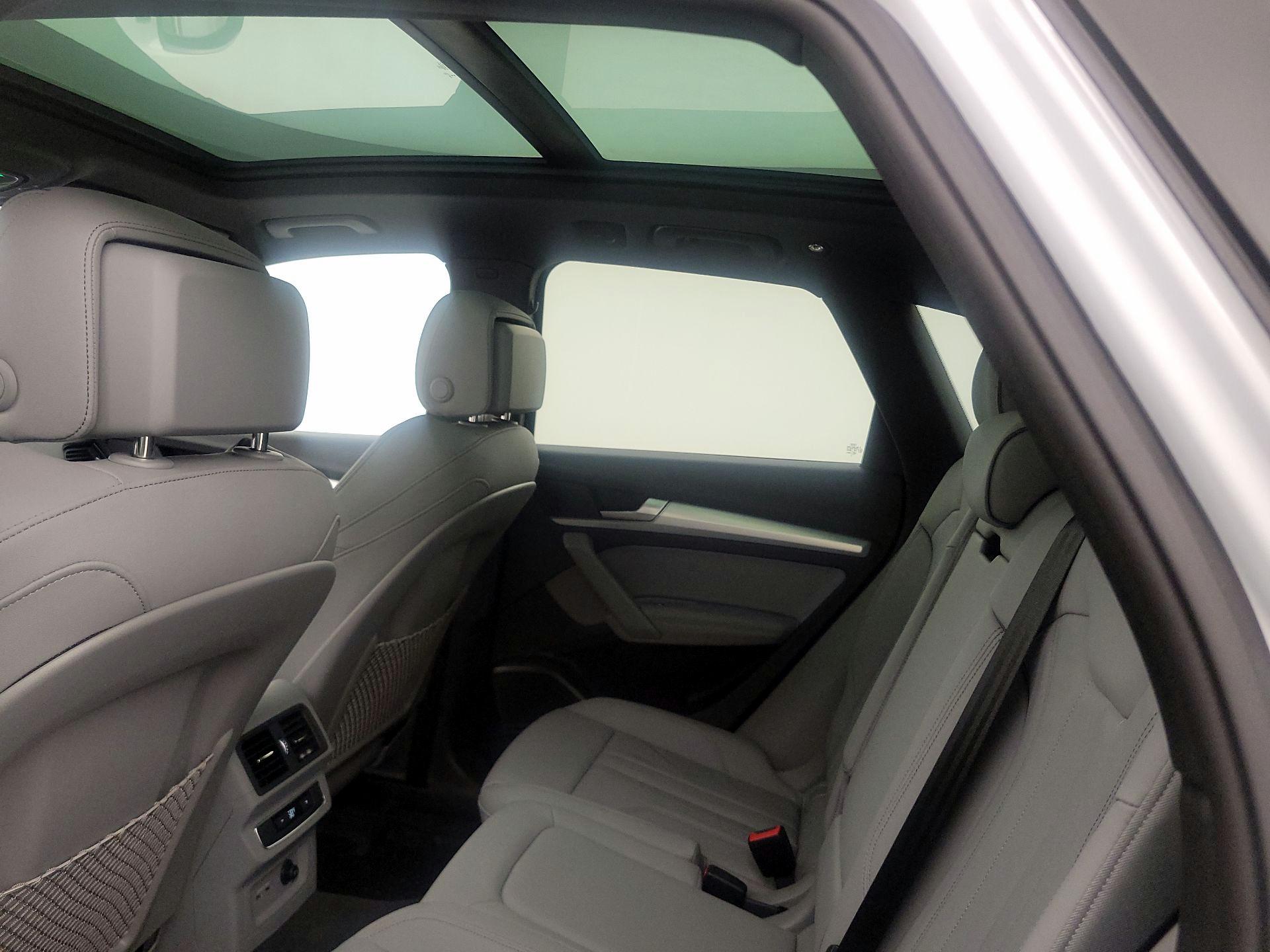 Thumbnail: 2024 Audi Q5 - 20
