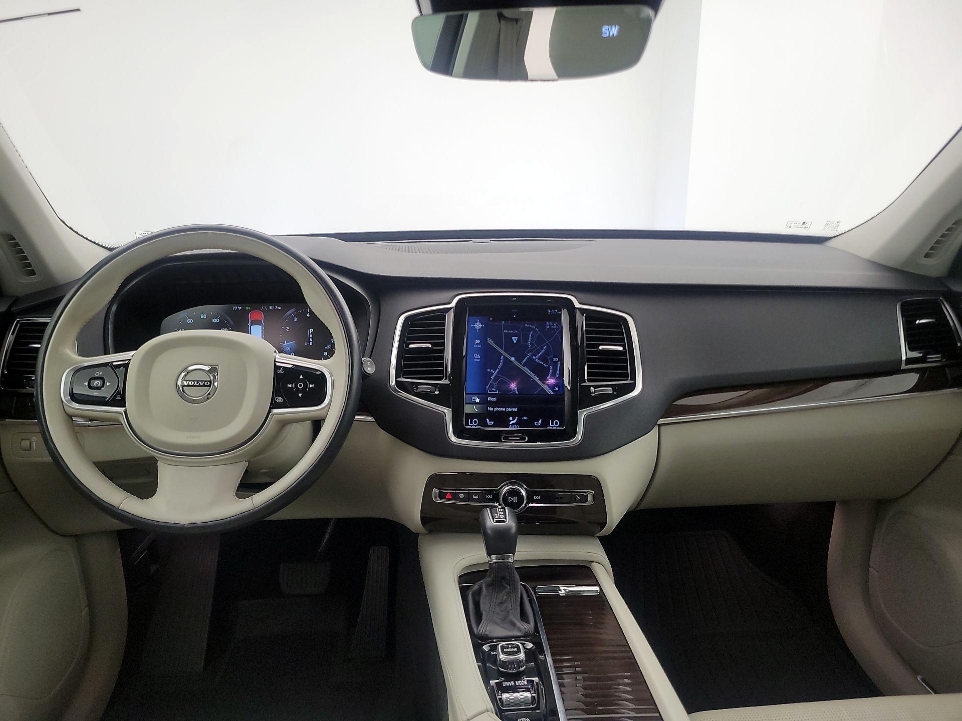Thumbnail: 2017 Volvo XC90 - 9