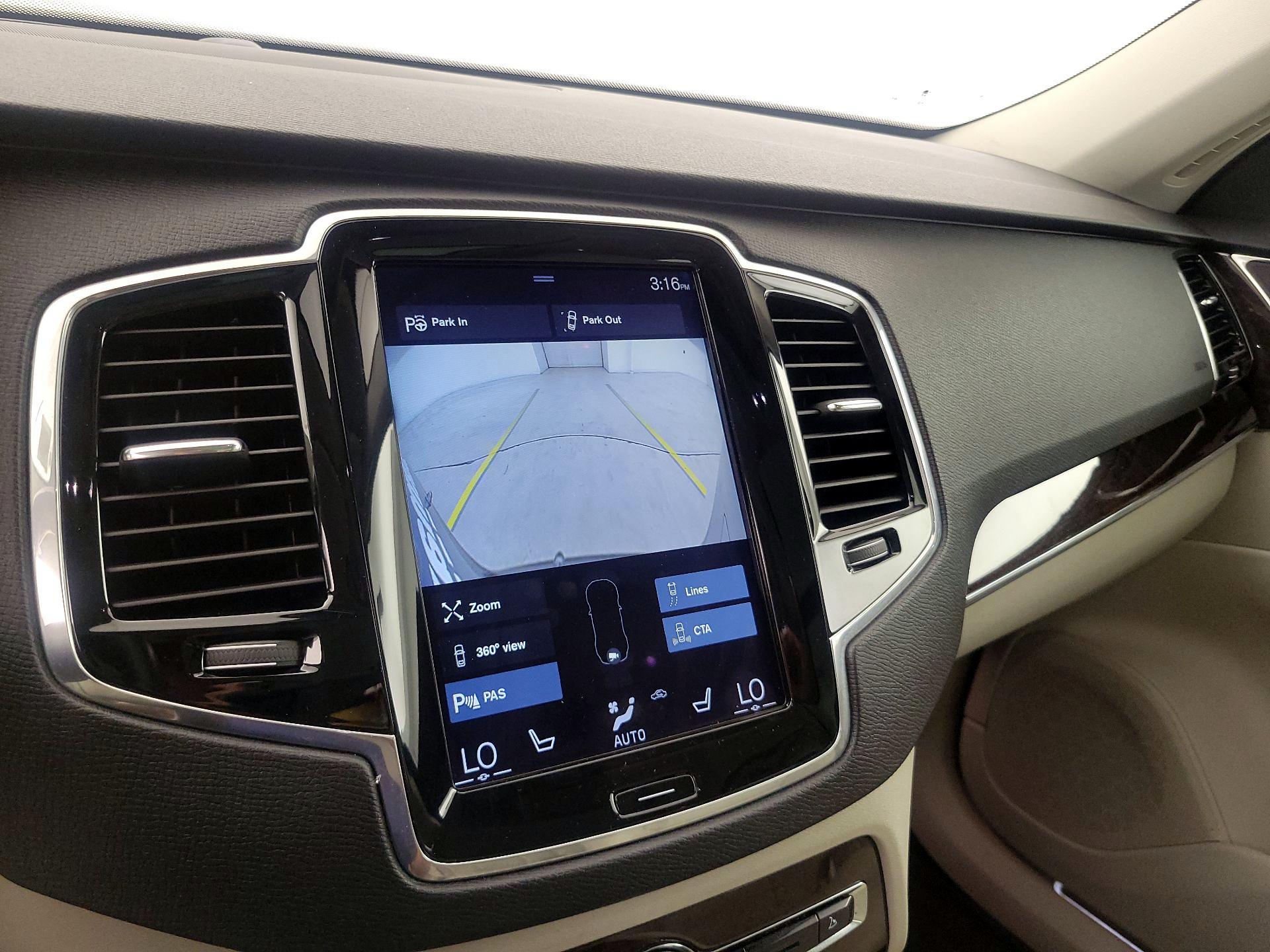 Thumbnail: 2017 Volvo XC90 - 15