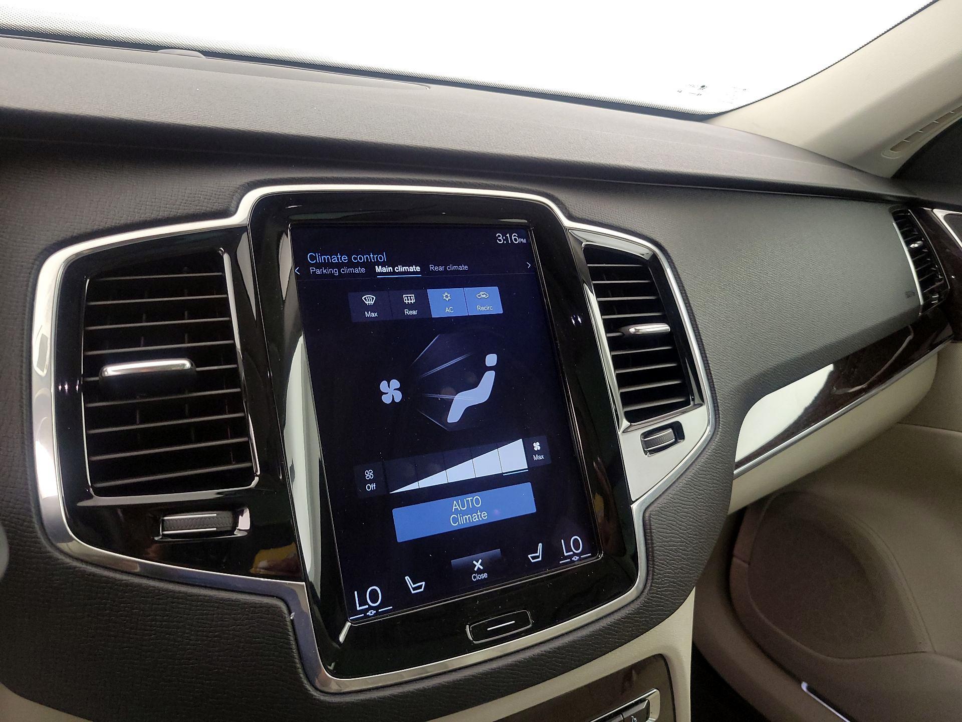 Thumbnail: 2017 Volvo XC90 - 17
