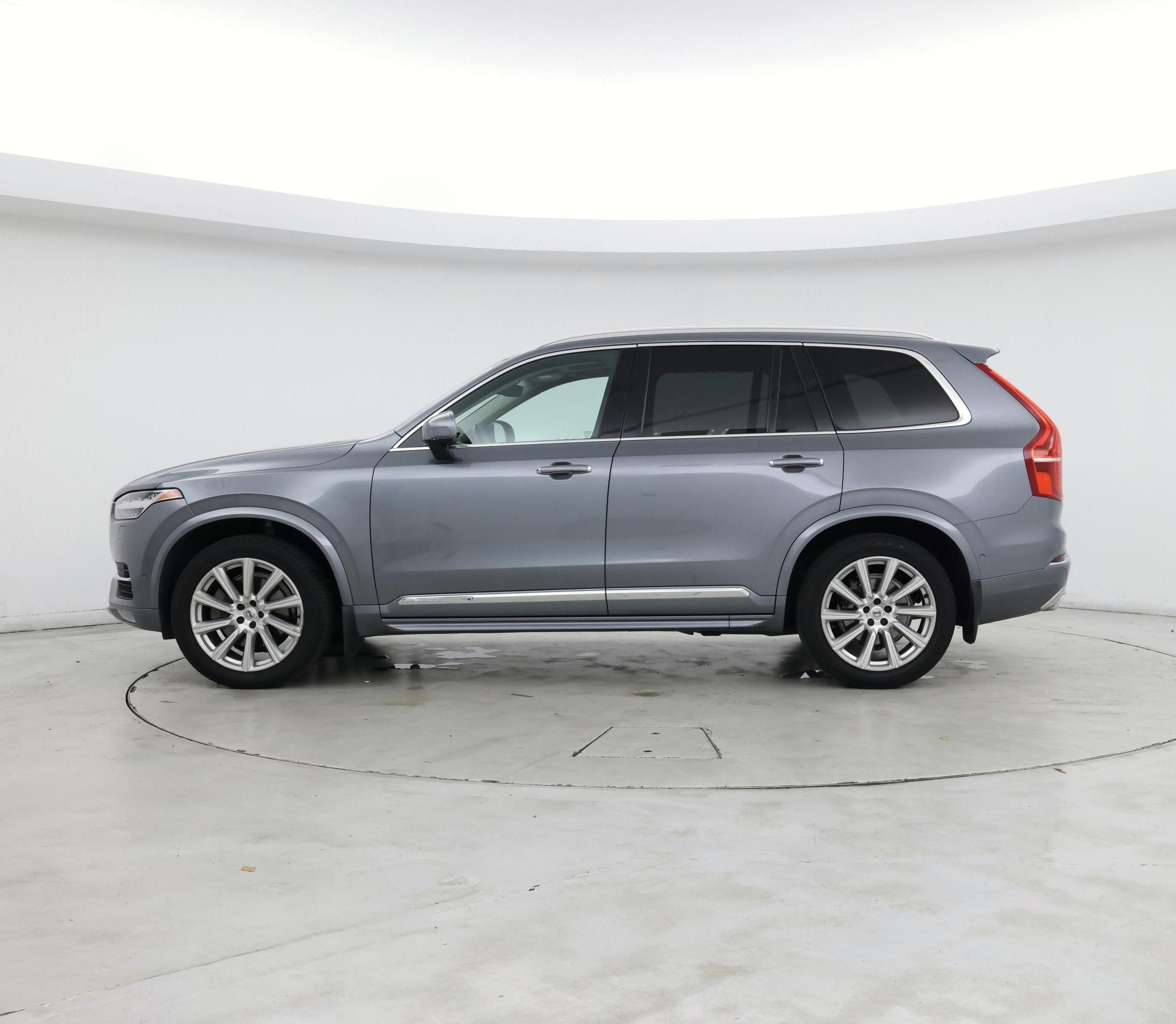 Thumbnail: 2017 Volvo XC90 - 3