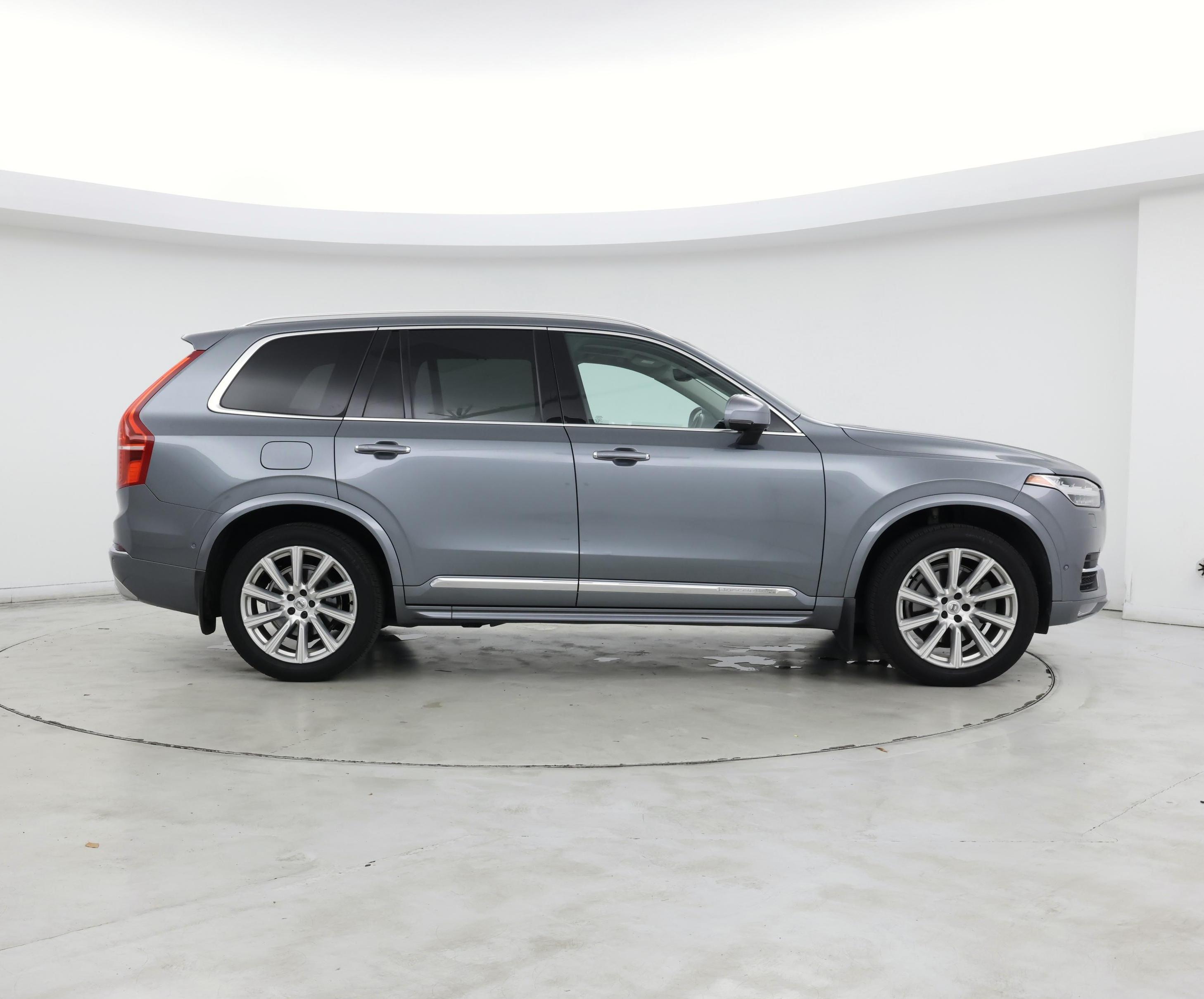 Thumbnail: 2017 Volvo XC90 - 7