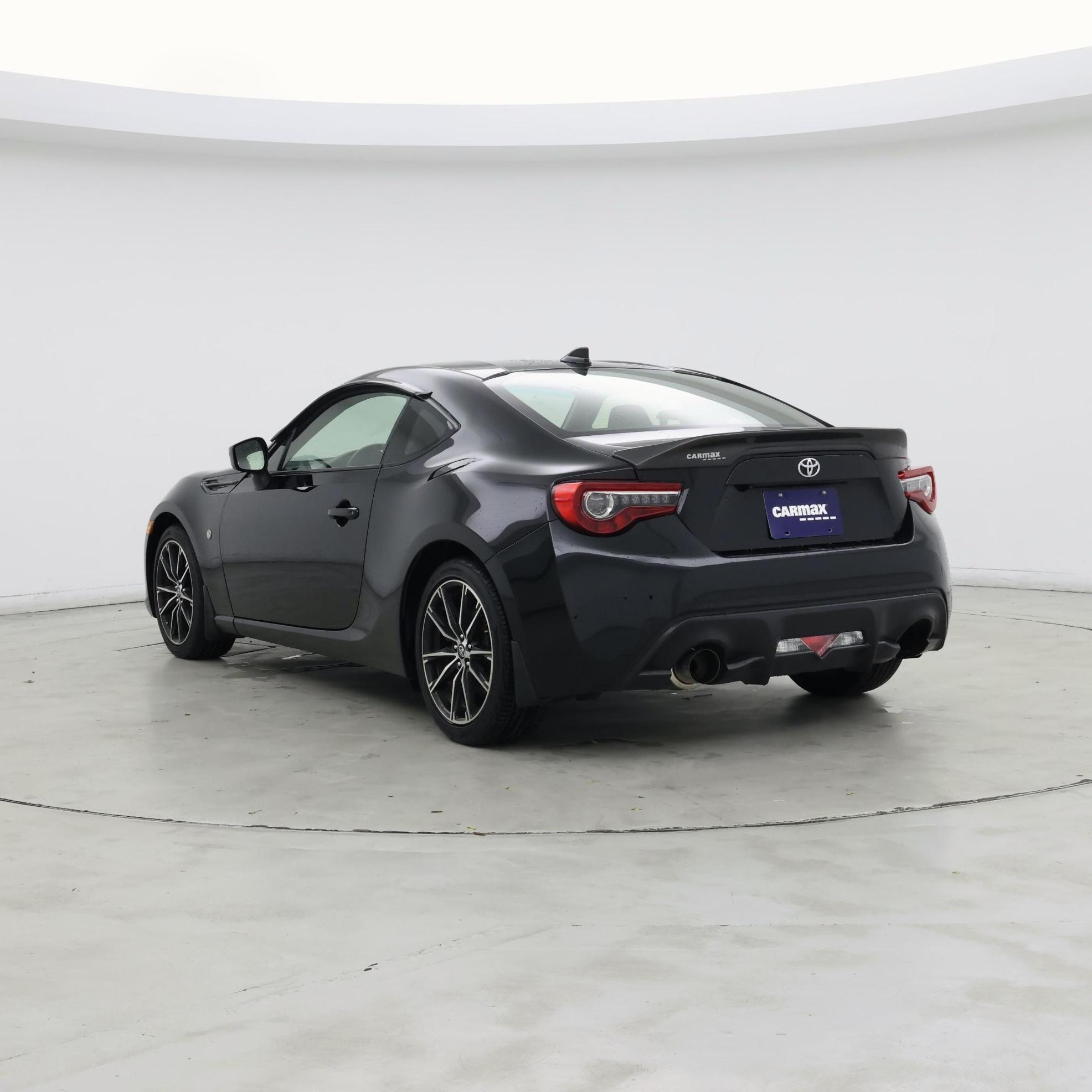 Thumbnail: 2017 Toyota 86 - 2