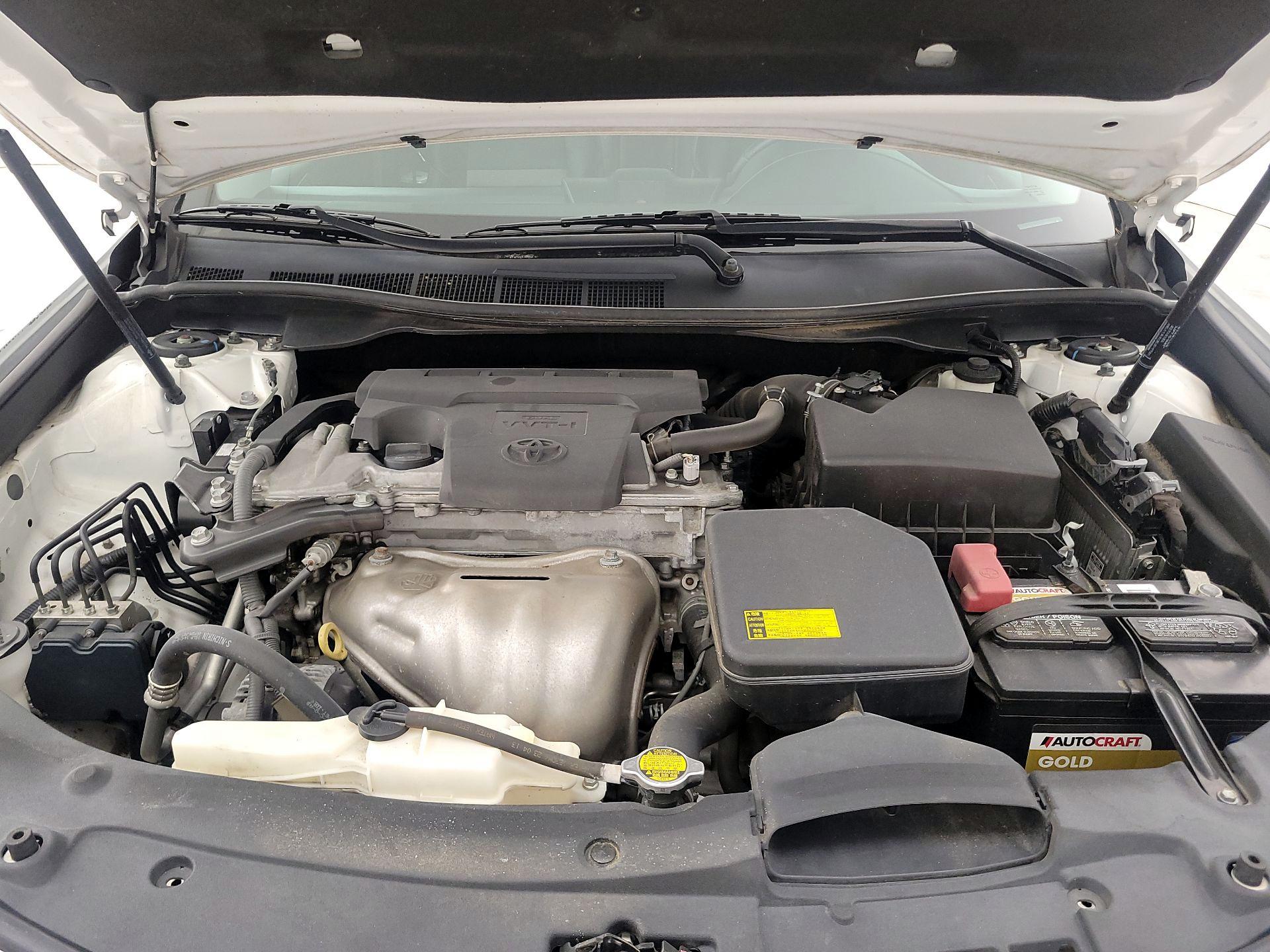 Thumbnail: 2014 Toyota Camry - 20
