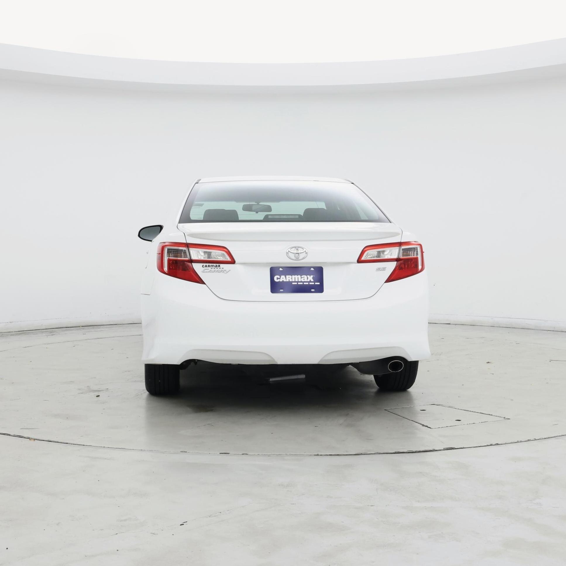 Thumbnail: 2014 Toyota Camry - 6