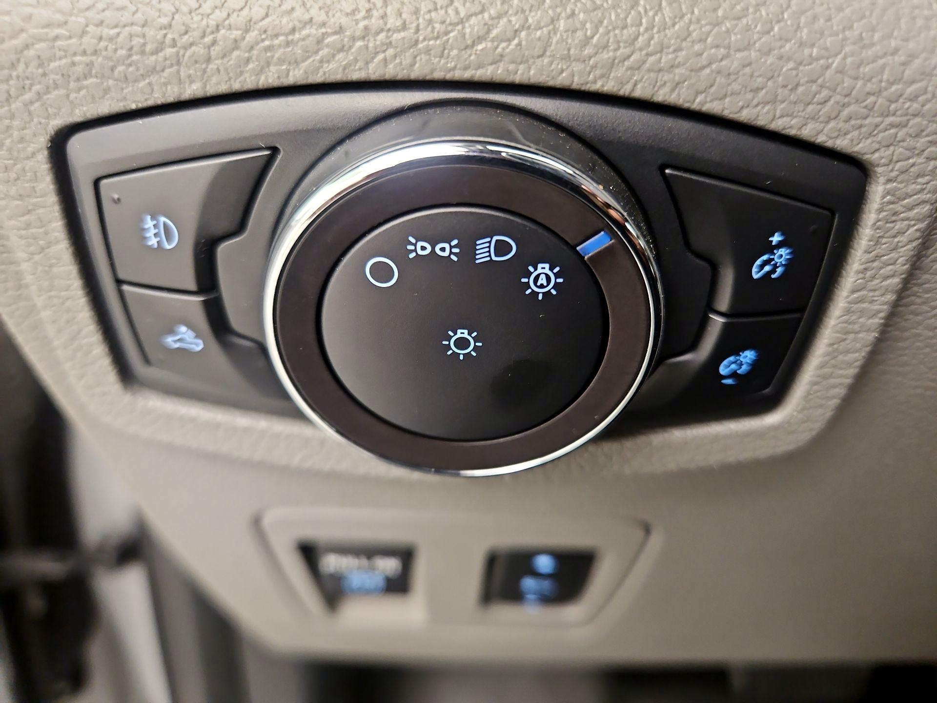 Thumbnail: 2019 Ford F-150 - 13