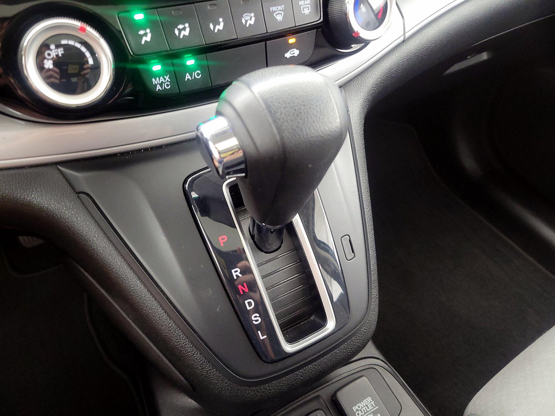 Thumbnail: 2015 Honda CR-V - 17