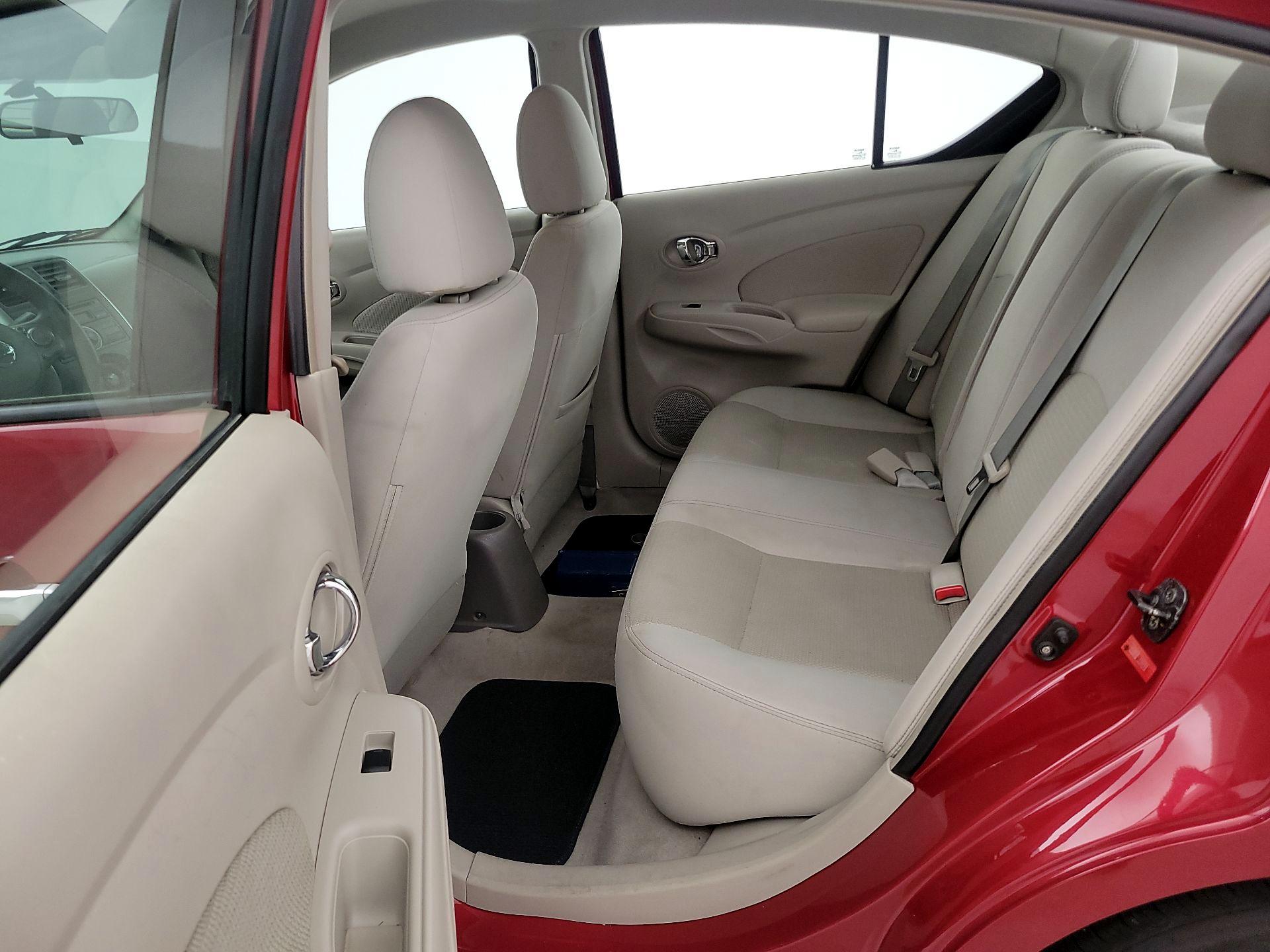 Thumbnail: 2014 Nissan Versa - 18