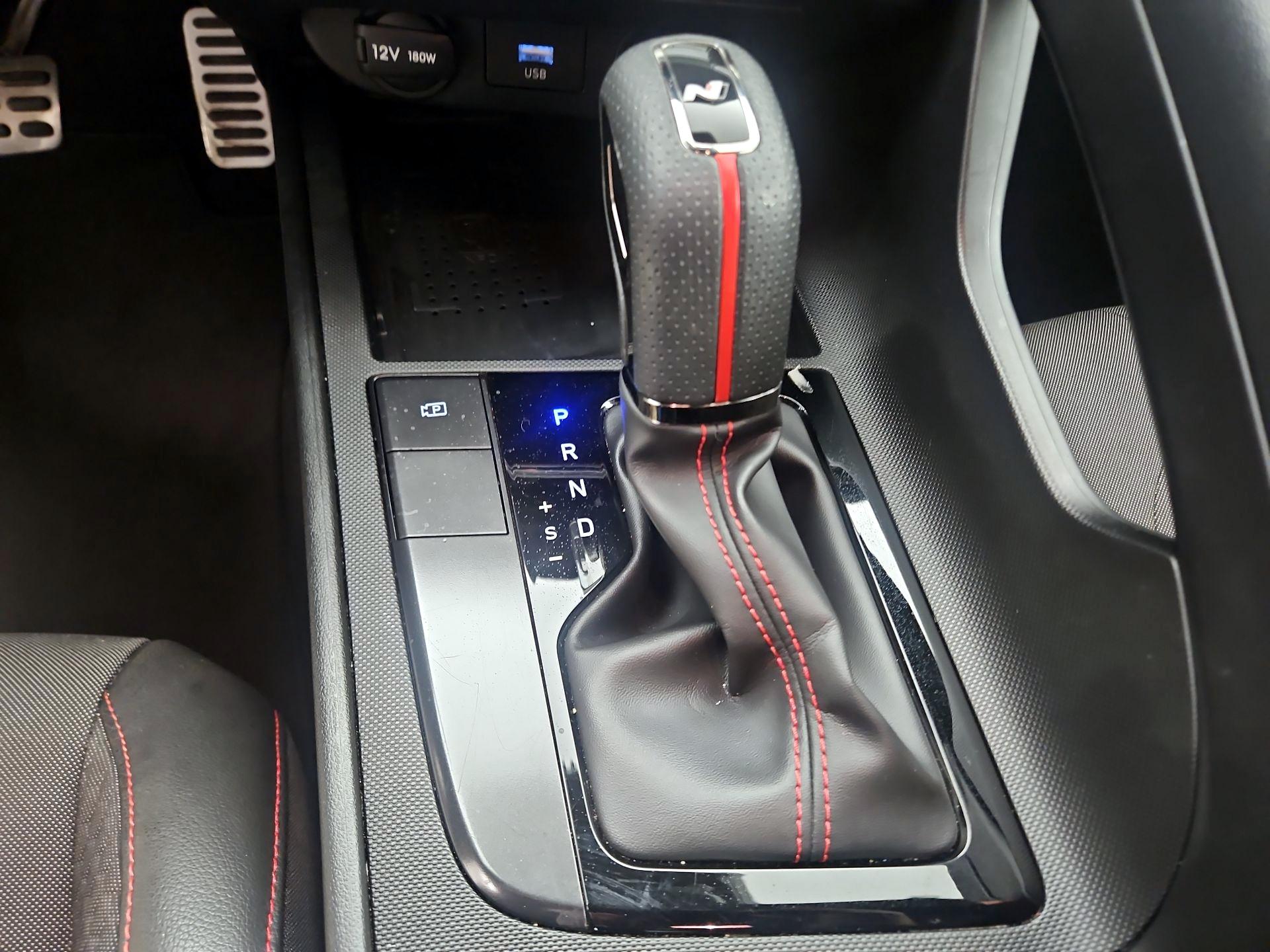 Thumbnail: 2023 Hyundai Elantra - 18
