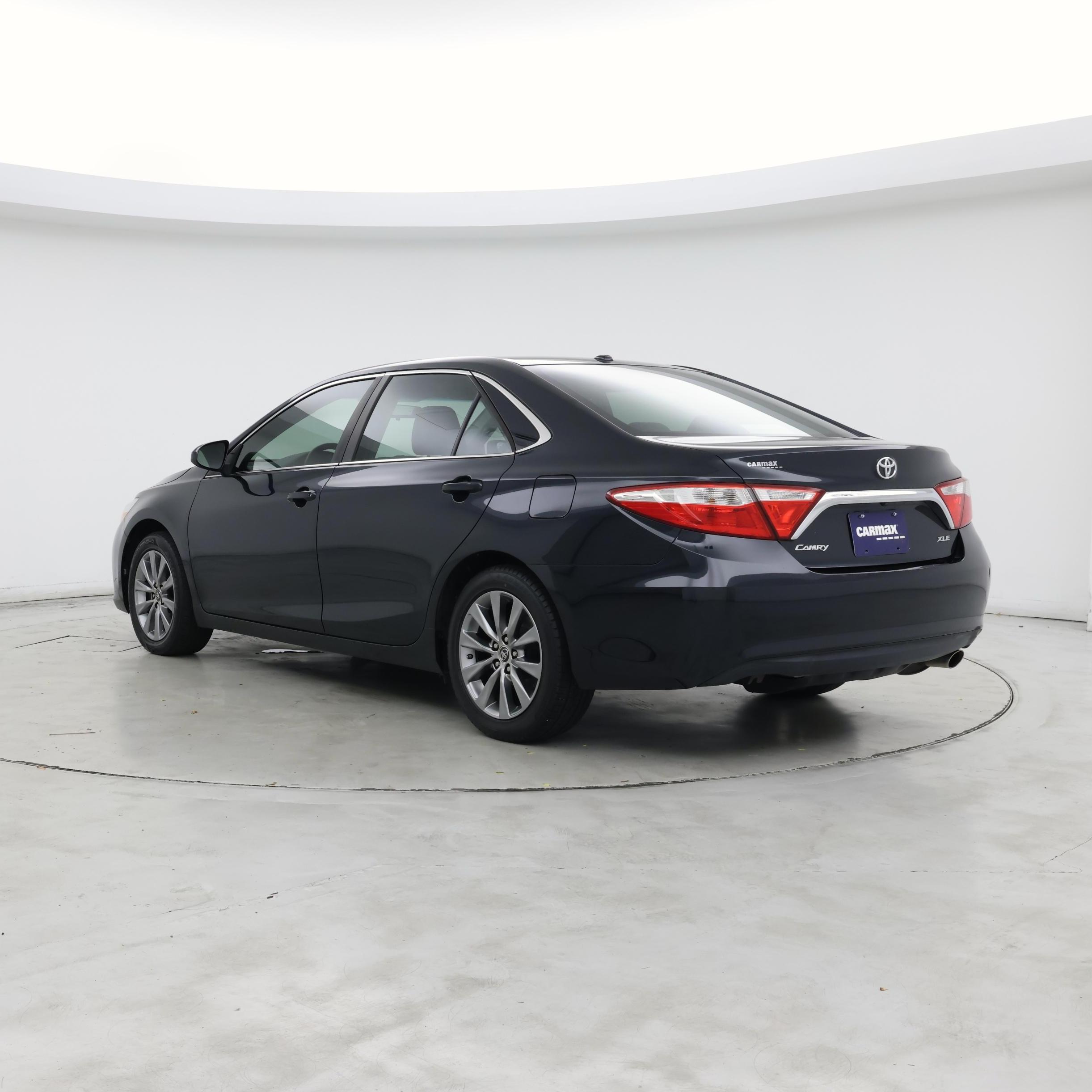 Thumbnail: 2015 Toyota Camry - 2