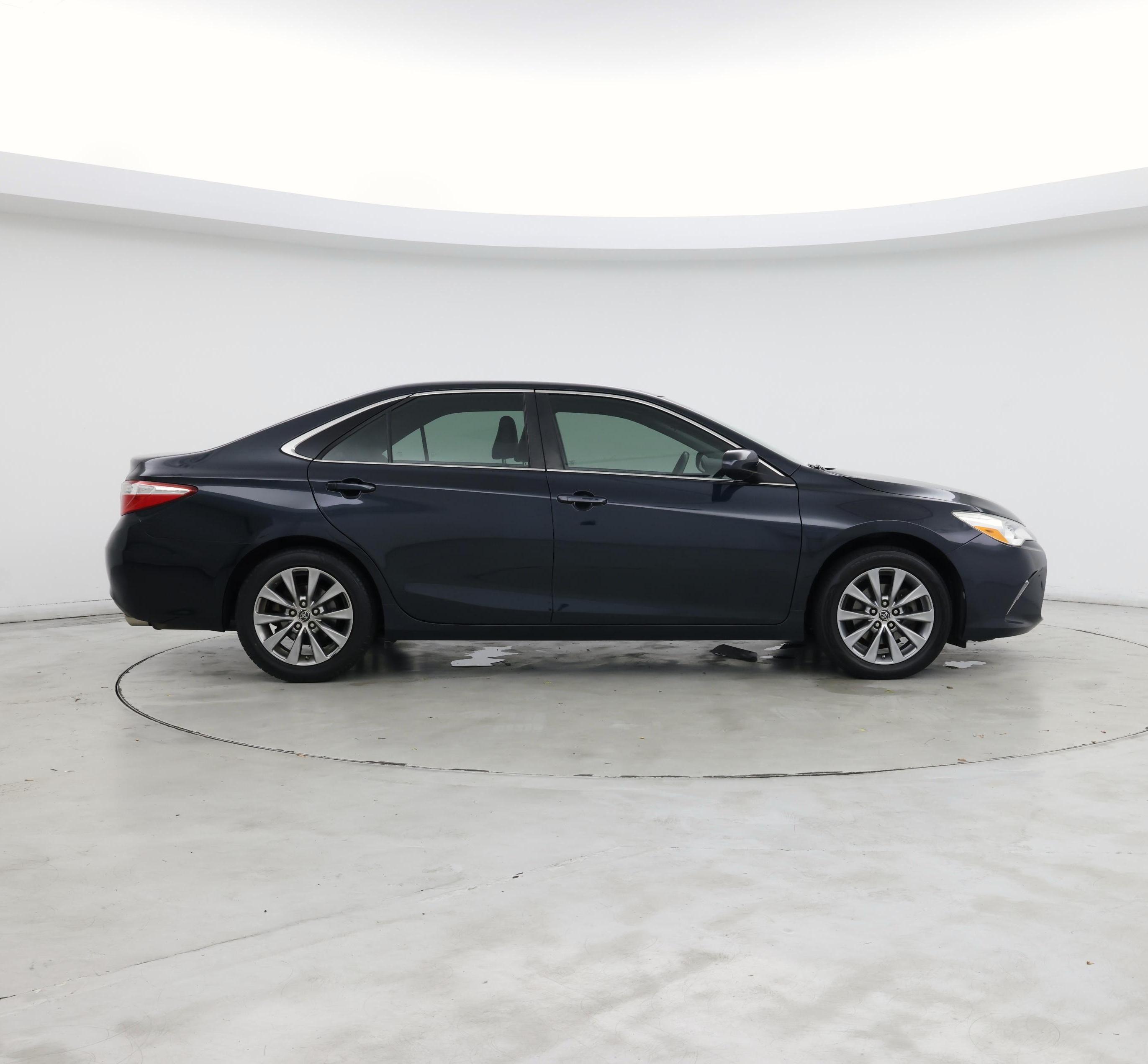 Thumbnail: 2015 Toyota Camry - 7