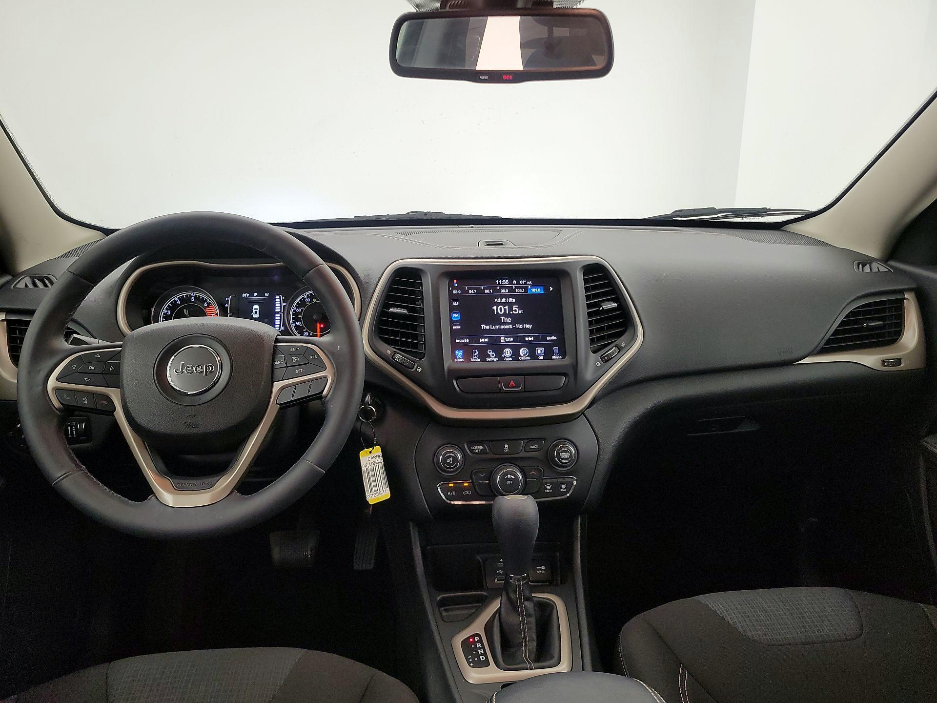 Thumbnail: 2016 Jeep Cherokee - 9