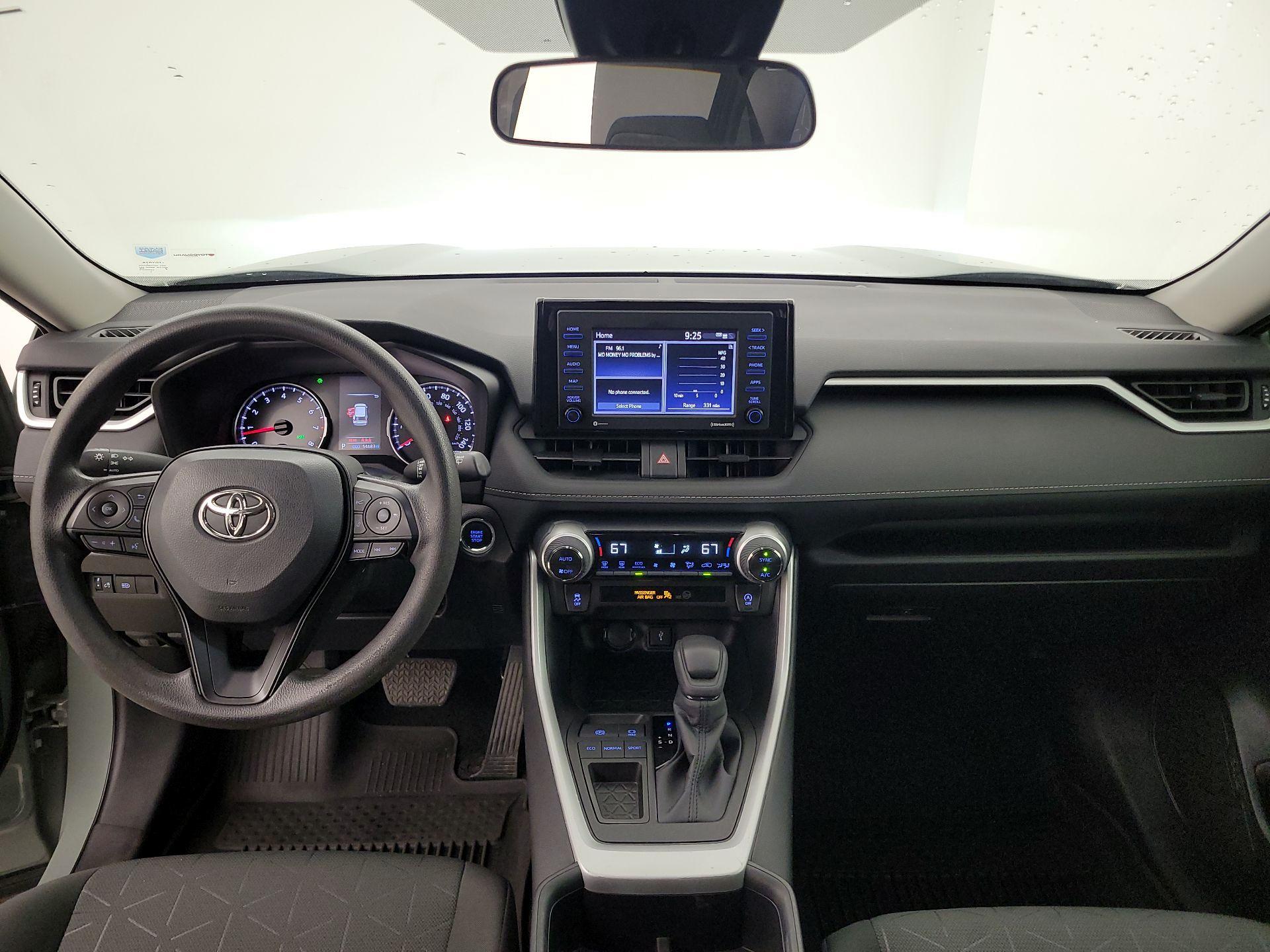 Thumbnail: 2022 Toyota RAV4 - 9