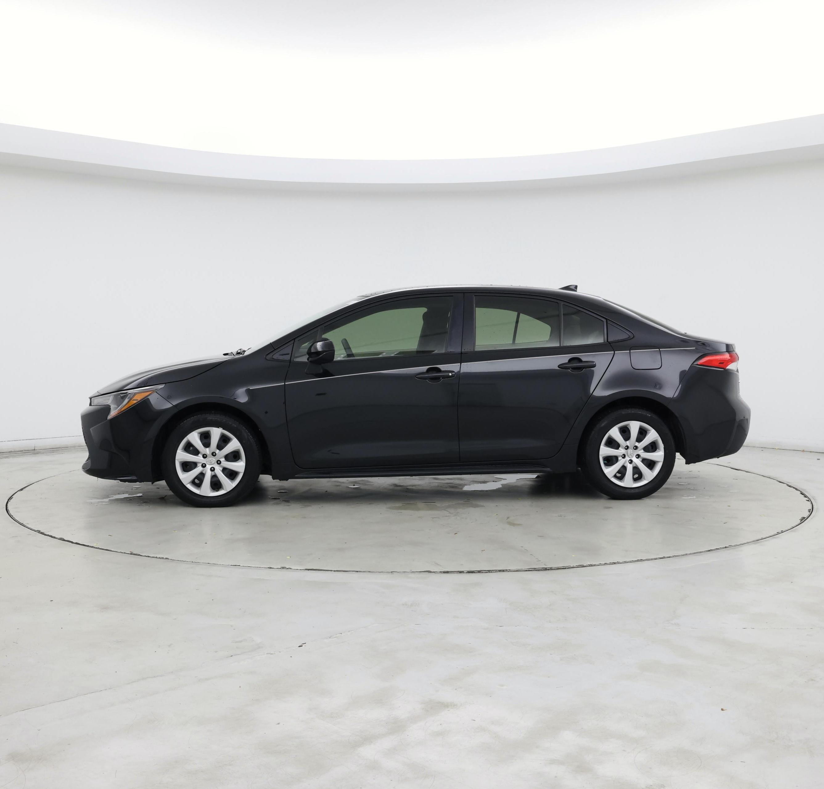 Thumbnail: 2021 Toyota Corolla - 3