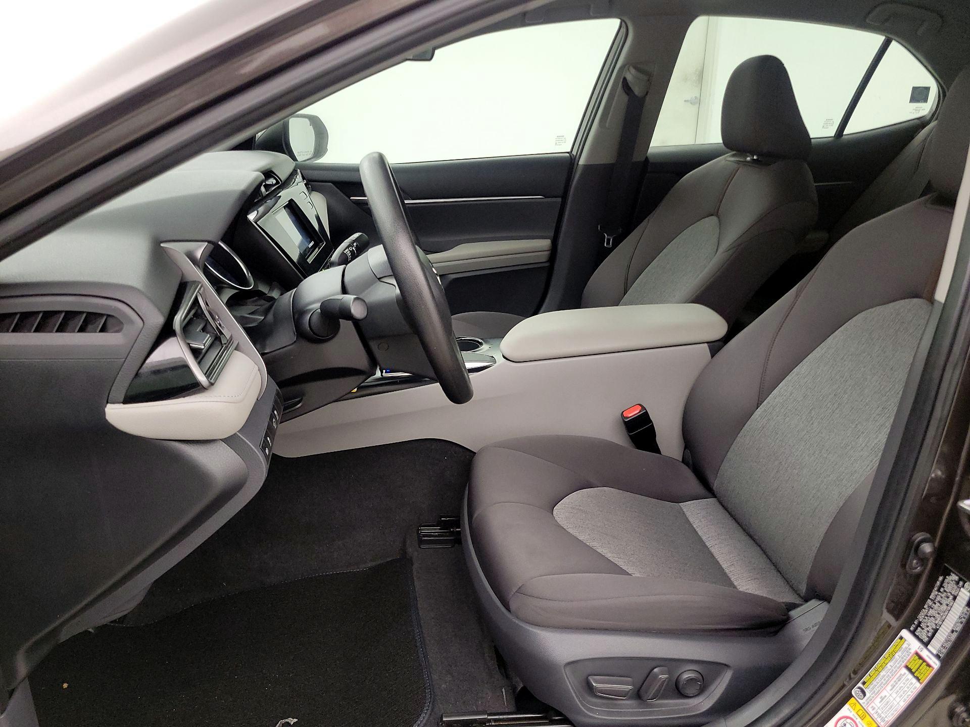 Thumbnail: 2019 Toyota Camry - 11