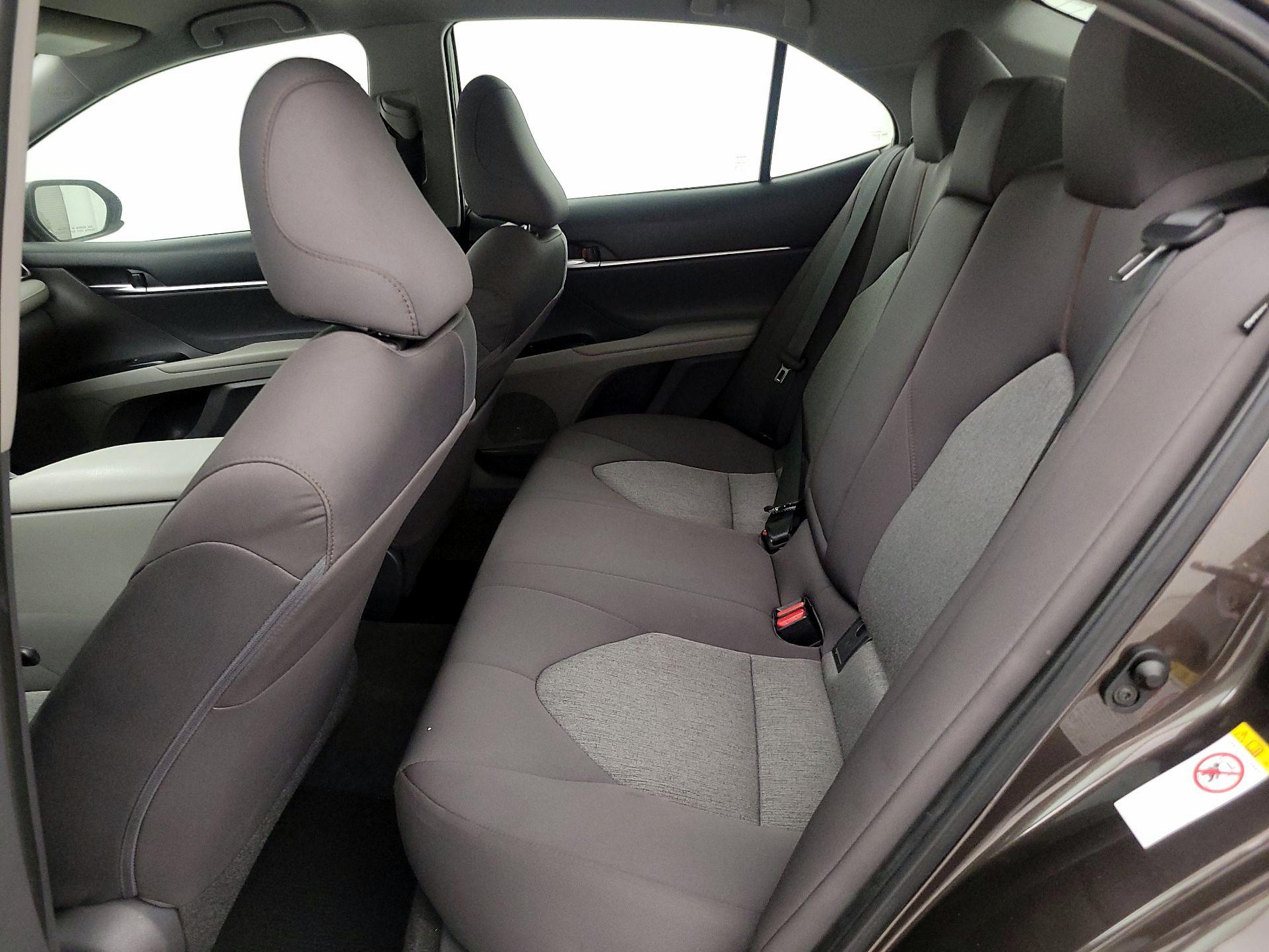 Thumbnail: 2019 Toyota Camry - 19