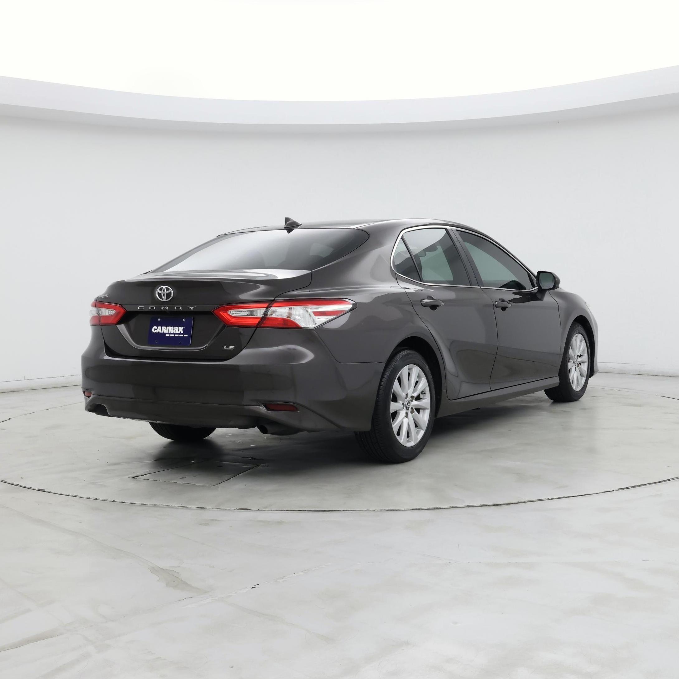 Thumbnail: 2019 Toyota Camry - 8