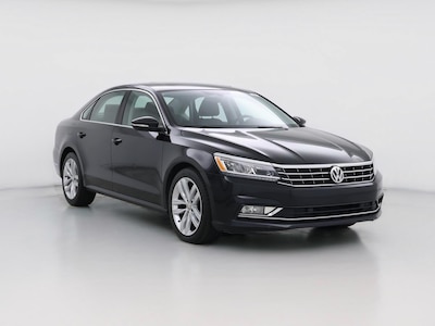 Black 2018 Volkswagen Passat SE