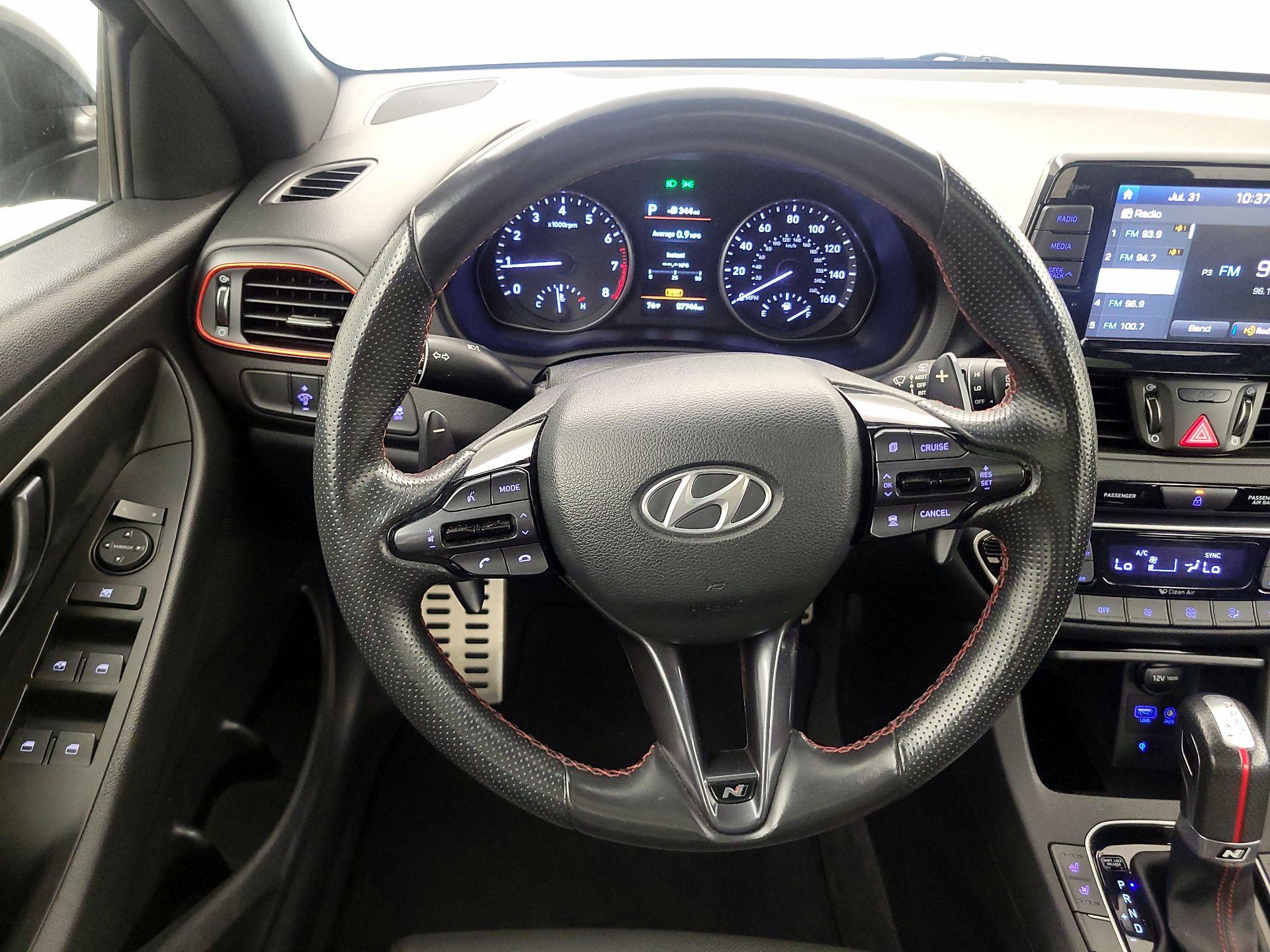Thumbnail: 2020 Hyundai Elantra - 10
