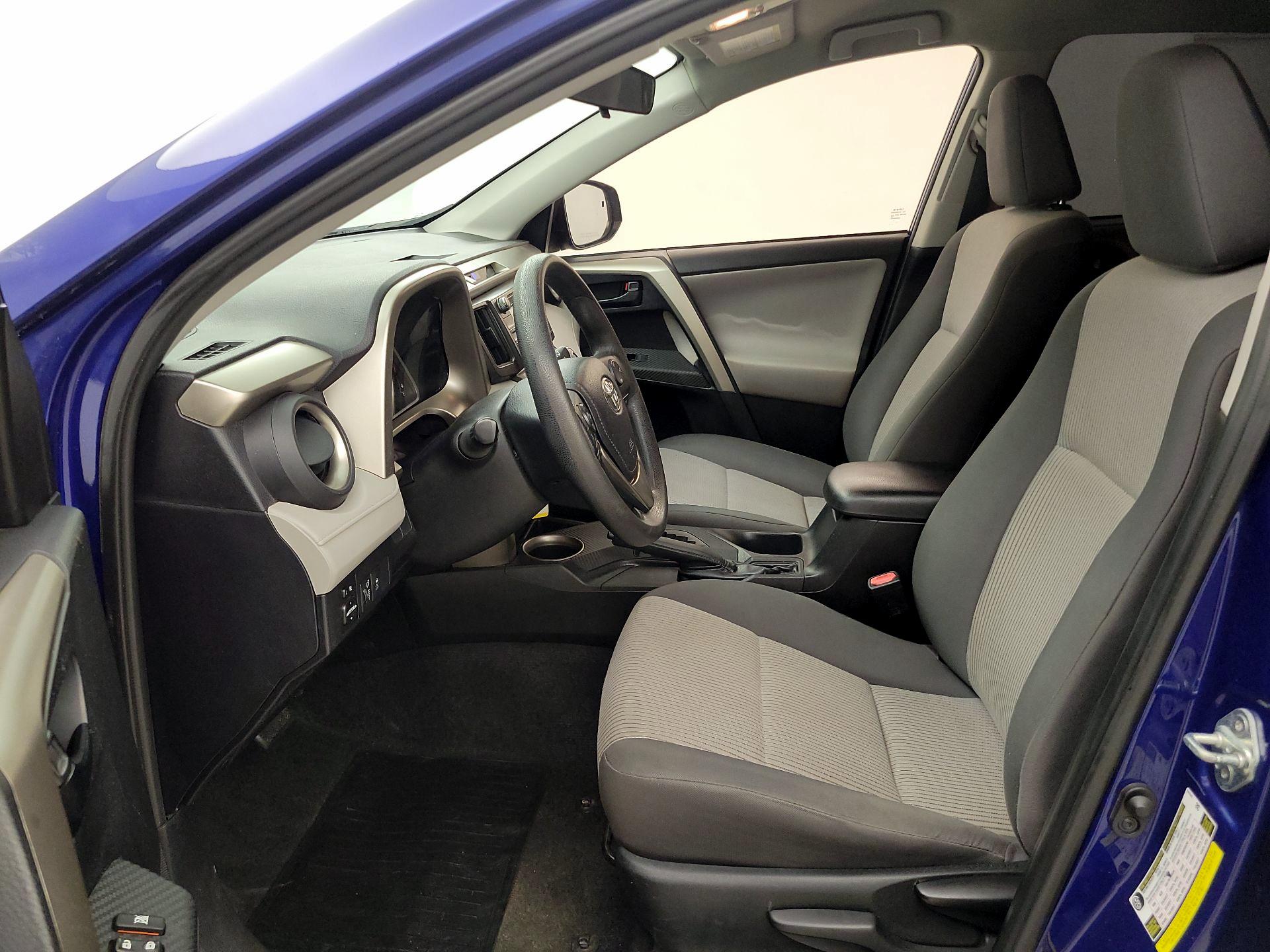 Thumbnail: 2014 Toyota RAV4 - 11