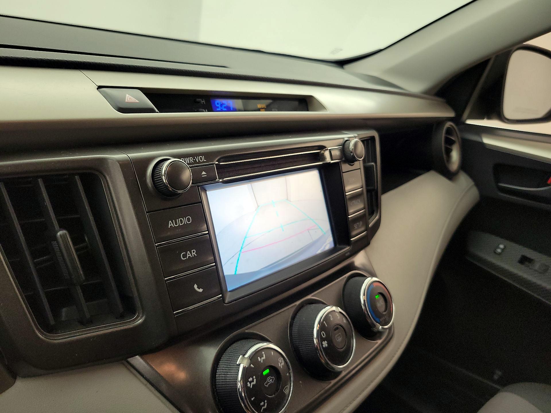 Thumbnail: 2014 Toyota RAV4 - 14