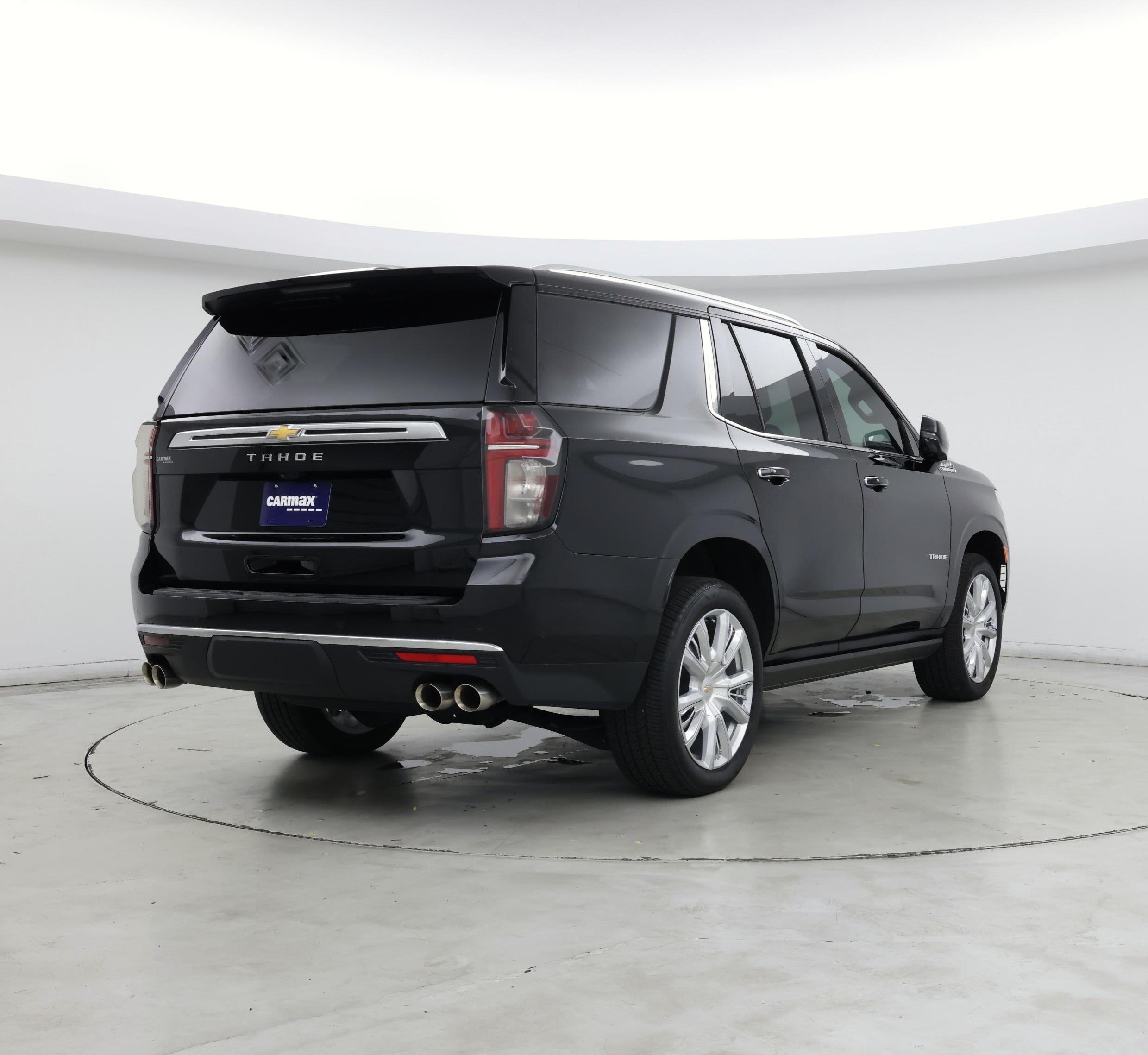 Thumbnail: 2023 Chevrolet Tahoe - 8