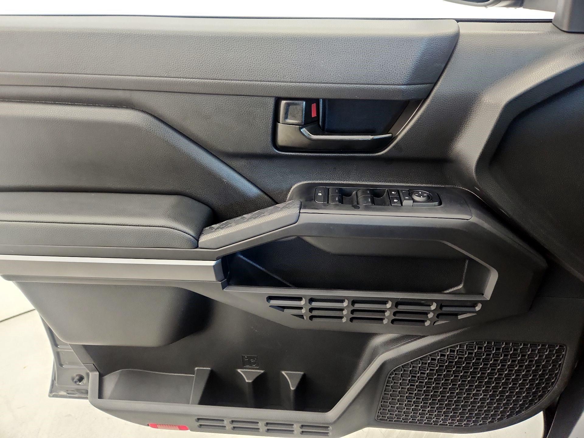 Thumbnail: 2025 Toyota Tacoma - 12