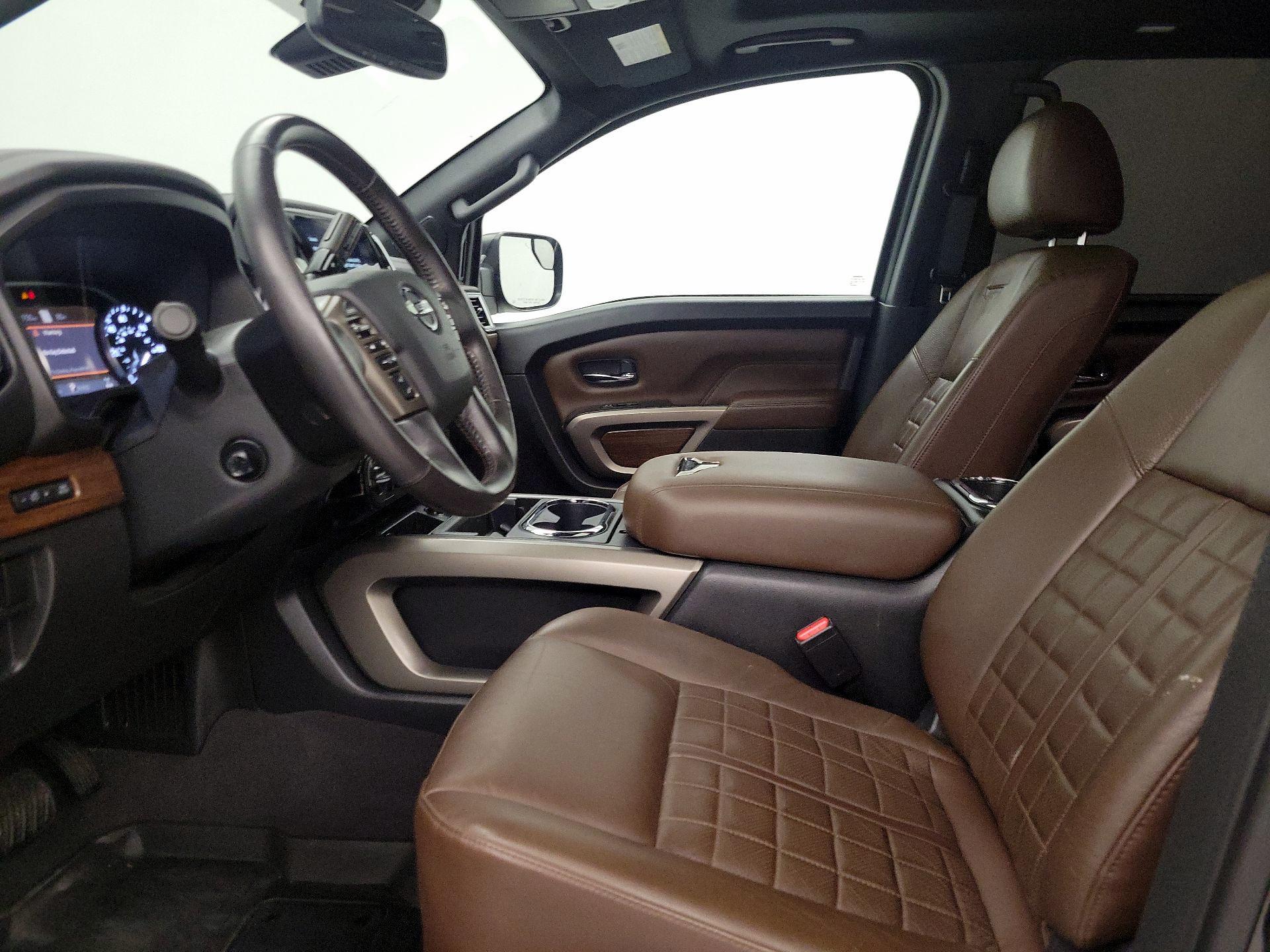 Thumbnail: 2022 Nissan Titan - 11