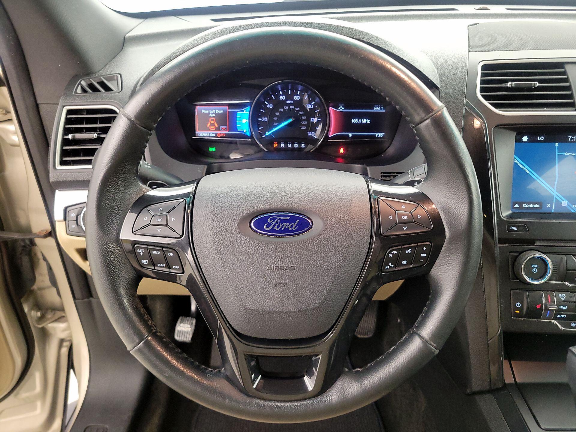 Thumbnail: 2017 Ford Explorer - 10