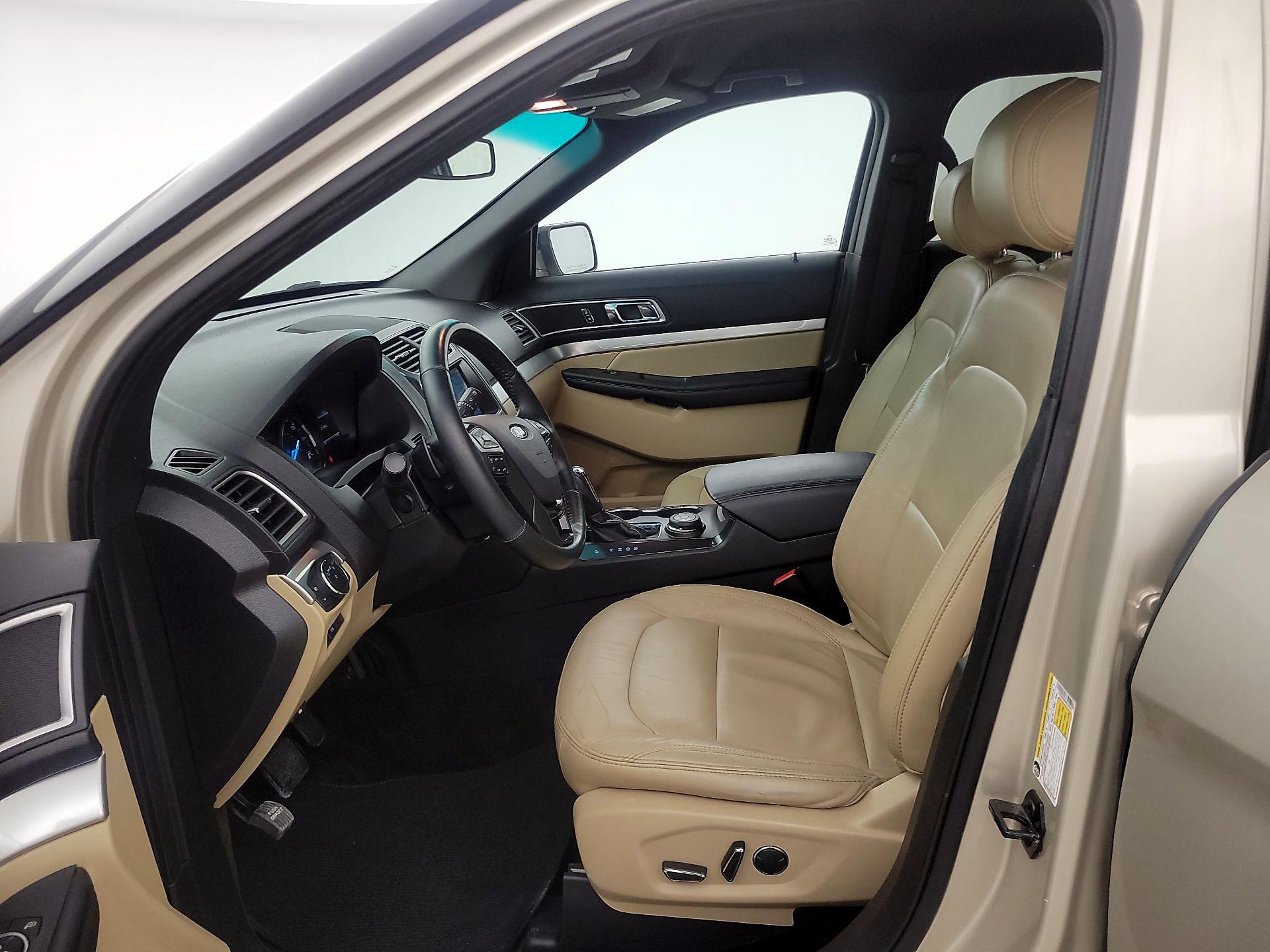 Thumbnail: 2017 Ford Explorer - 11