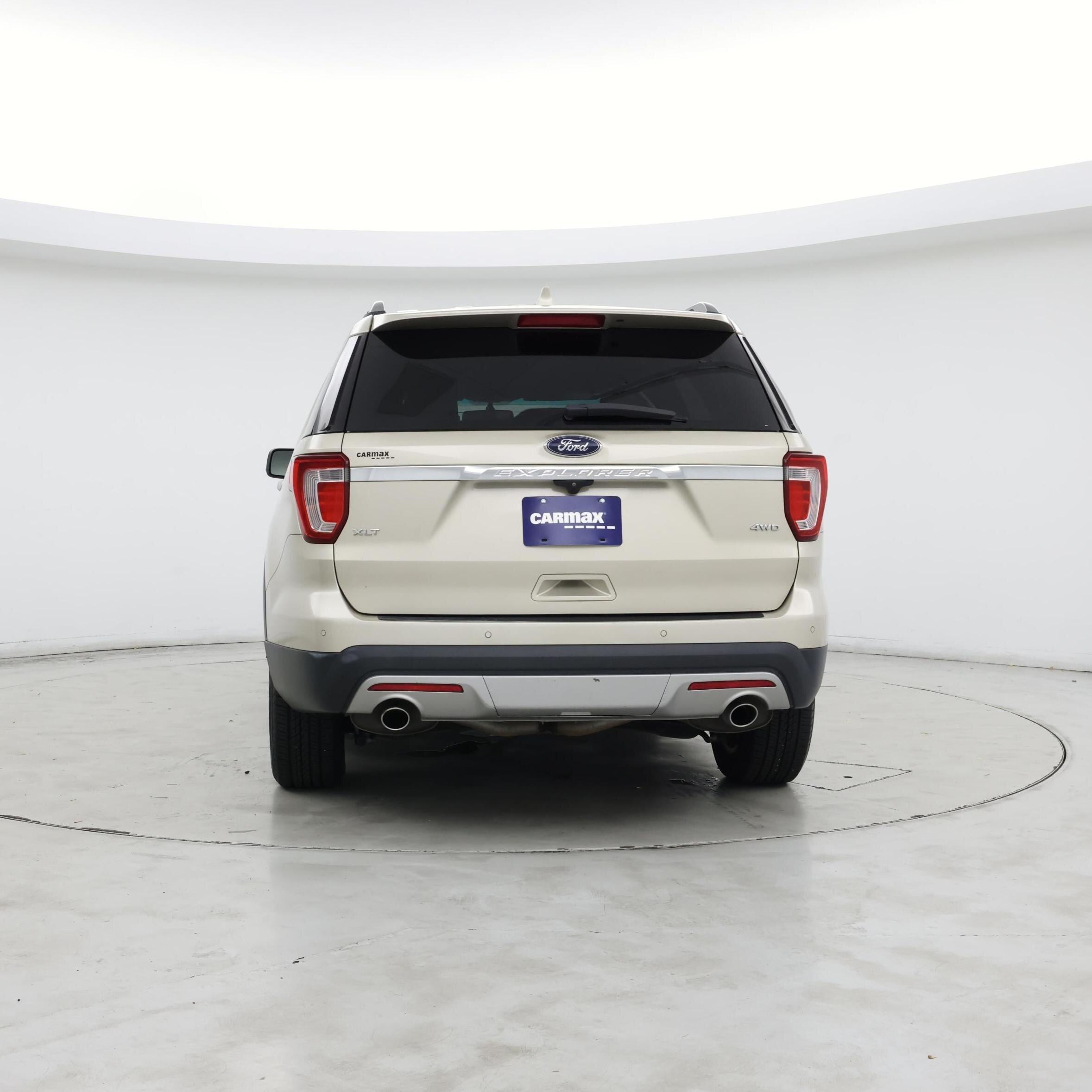 Thumbnail: 2017 Ford Explorer - 6