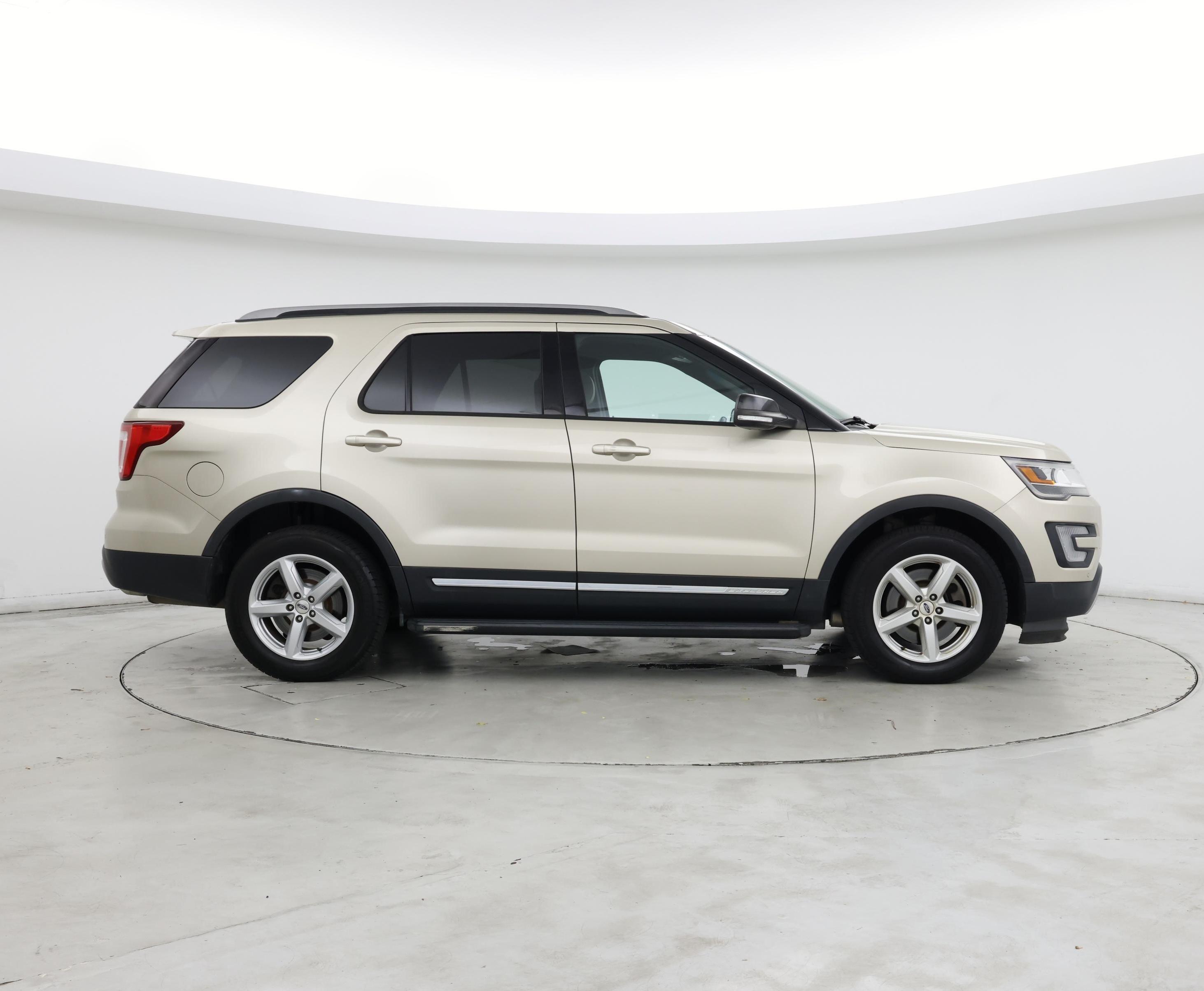 Thumbnail: 2017 Ford Explorer - 7