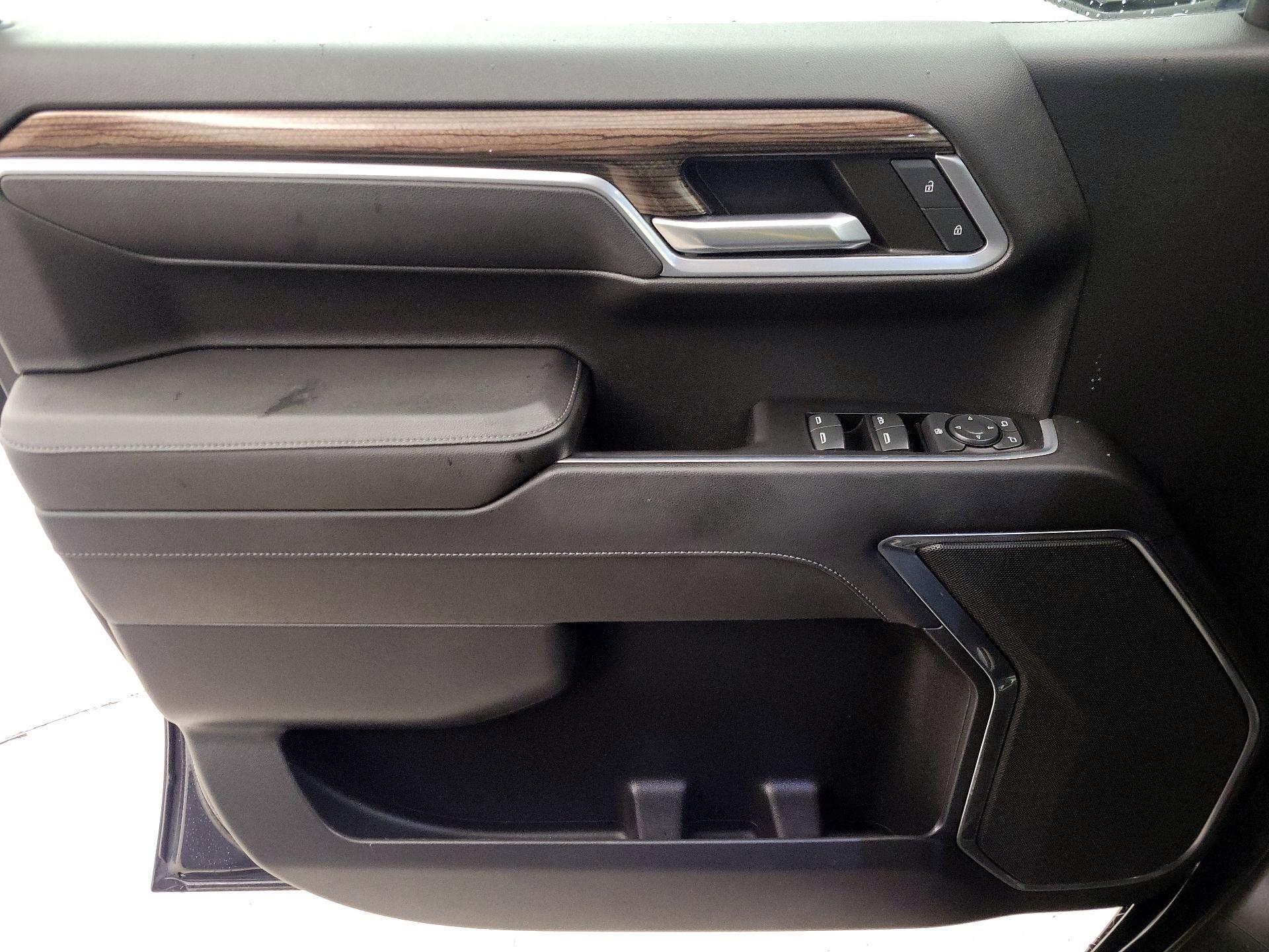 Thumbnail: 2022 Chevrolet Silverado 1500 - 12