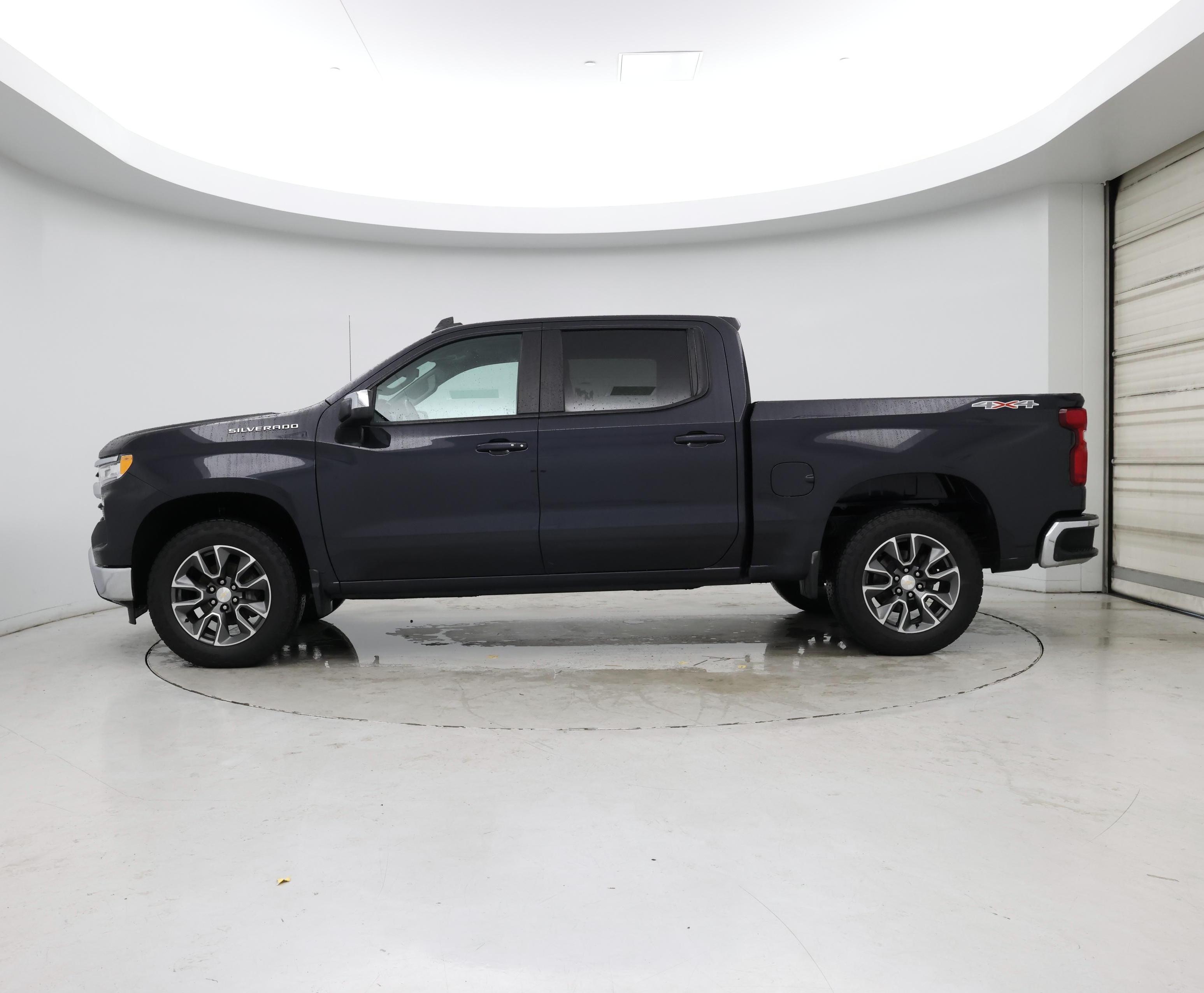 Thumbnail: 2022 Chevrolet Silverado 1500 - 3