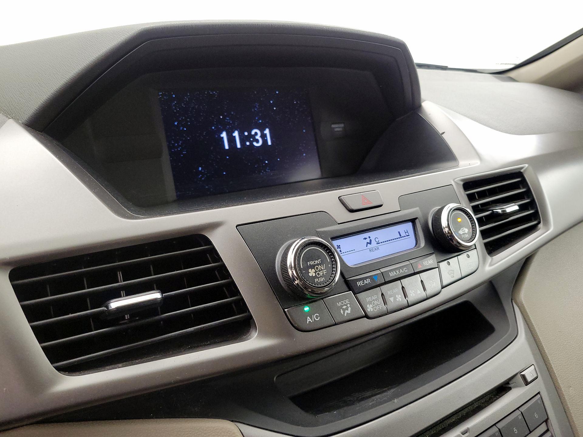Thumbnail: 2016 Honda Odyssey - 16