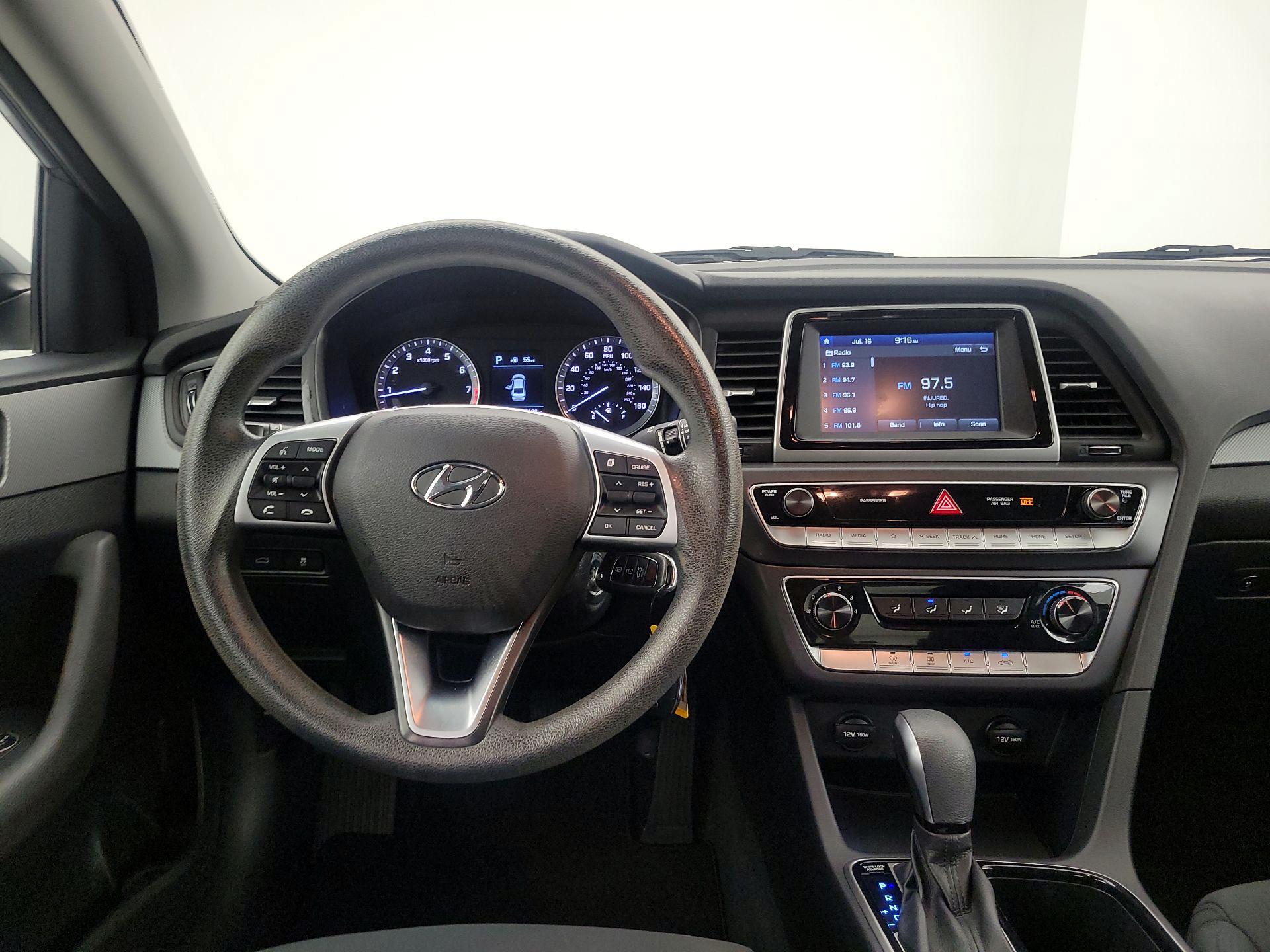 Thumbnail: 2019 Hyundai Sonata - 10
