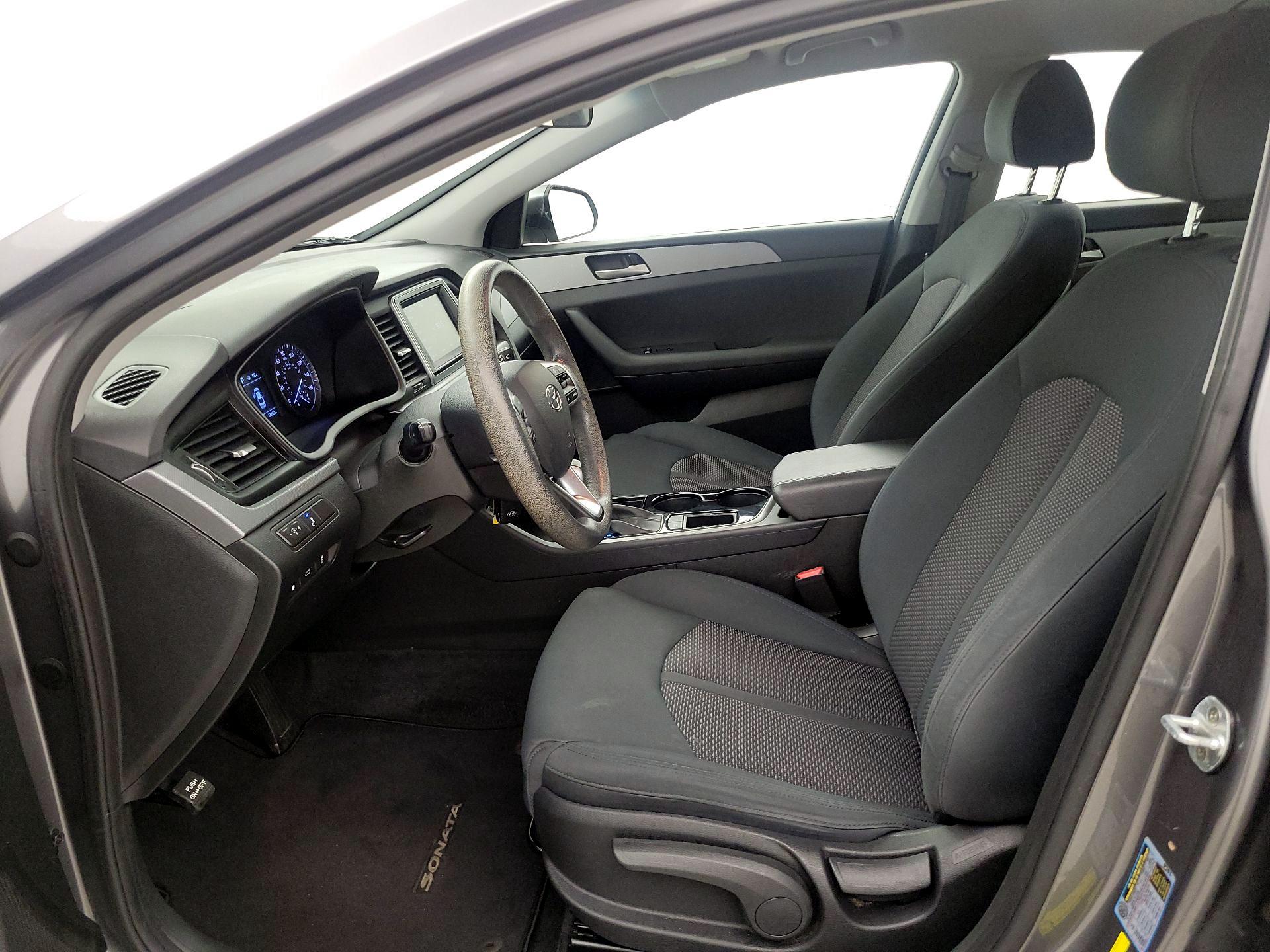 Thumbnail: 2019 Hyundai Sonata - 11