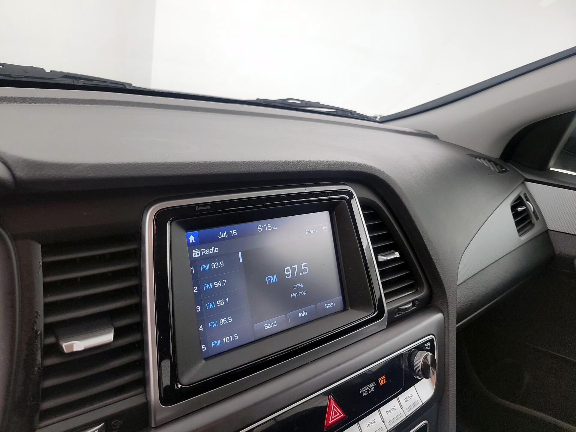 Thumbnail: 2019 Hyundai Sonata - 15
