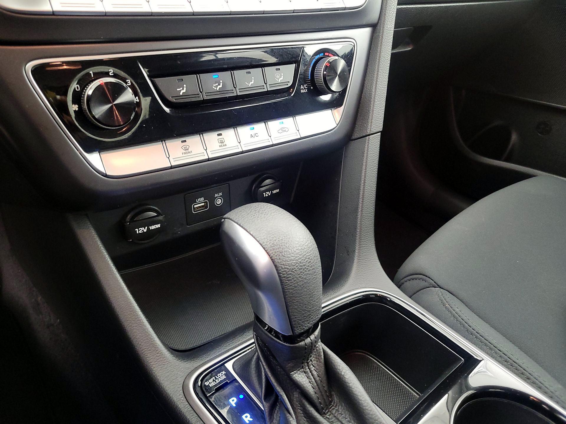 Thumbnail: 2019 Hyundai Sonata - 16