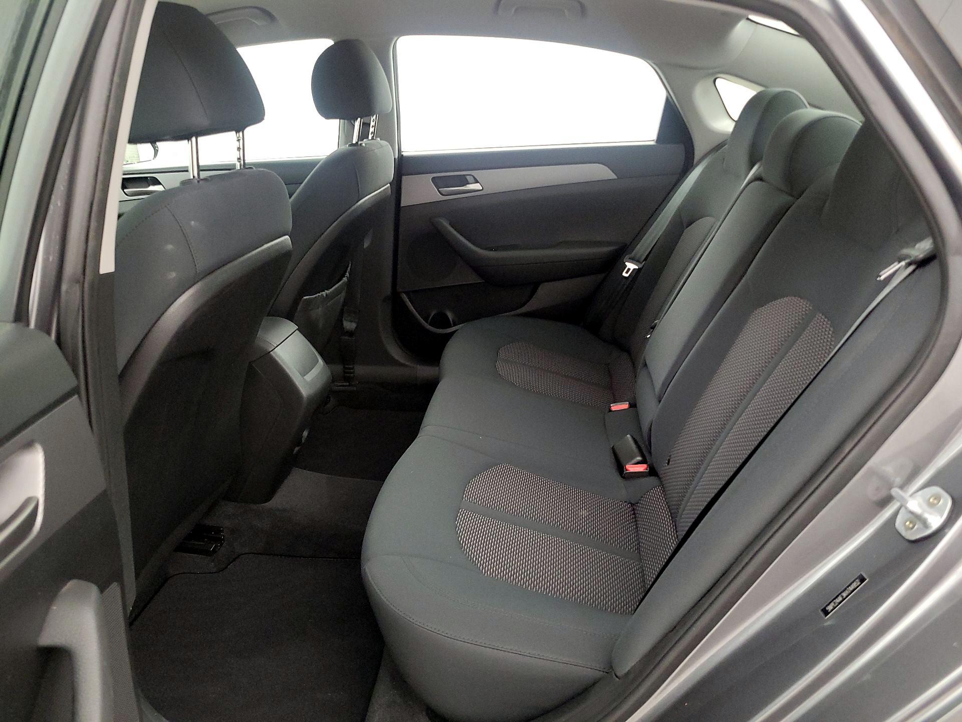 Thumbnail: 2019 Hyundai Sonata - 19