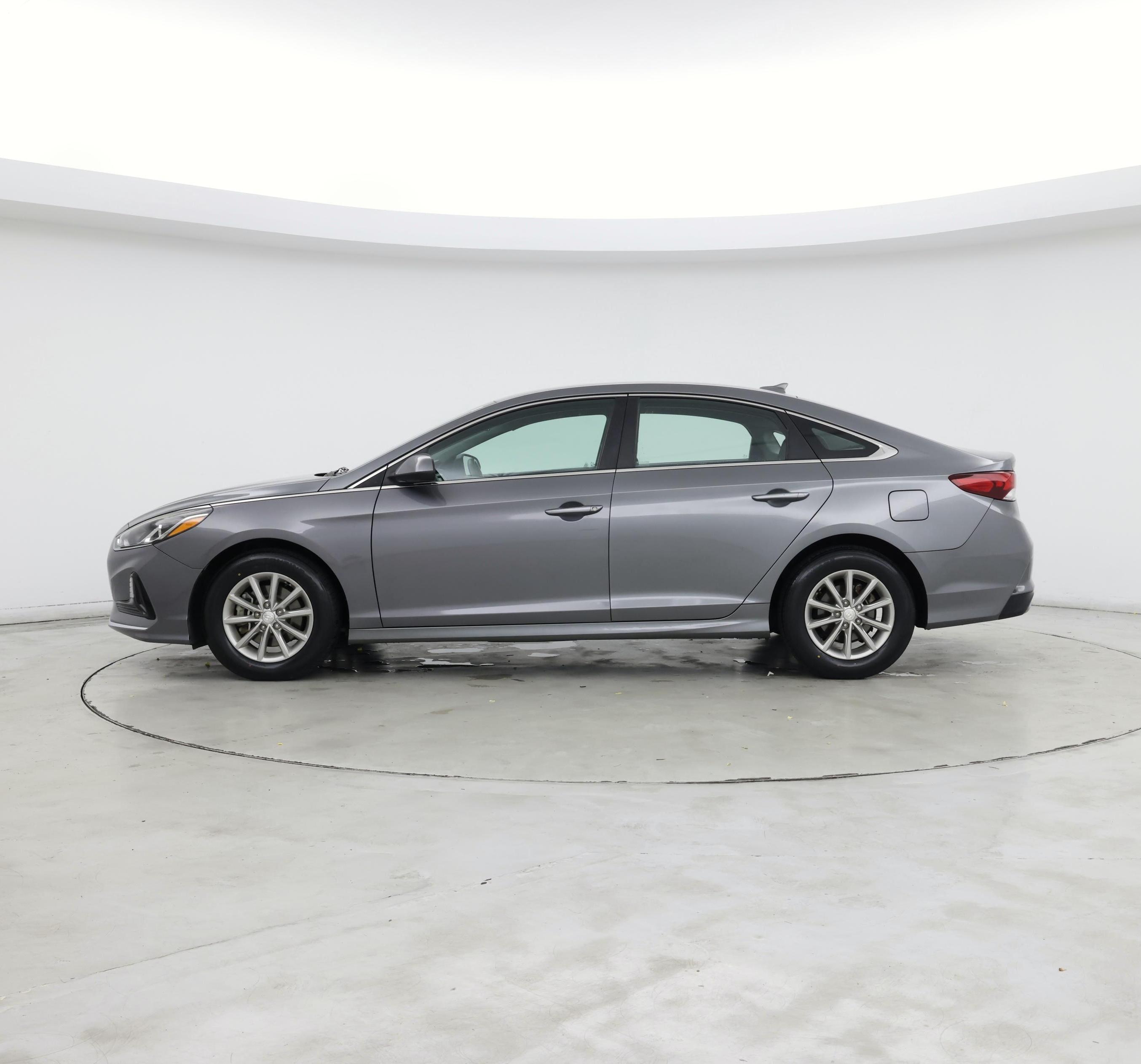 Thumbnail: 2019 Hyundai Sonata - 3