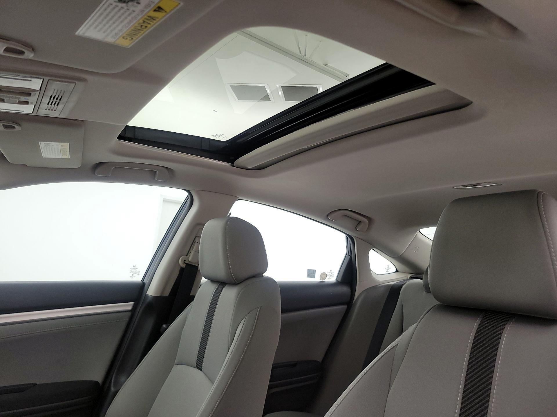 Thumbnail: 2016 Honda Civic - 19